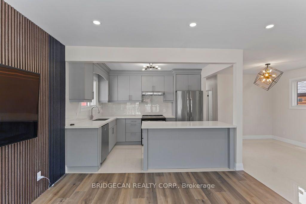 Photo 11 of 73 Adair Avenue S, Hamilton, Glenview — HOMEH