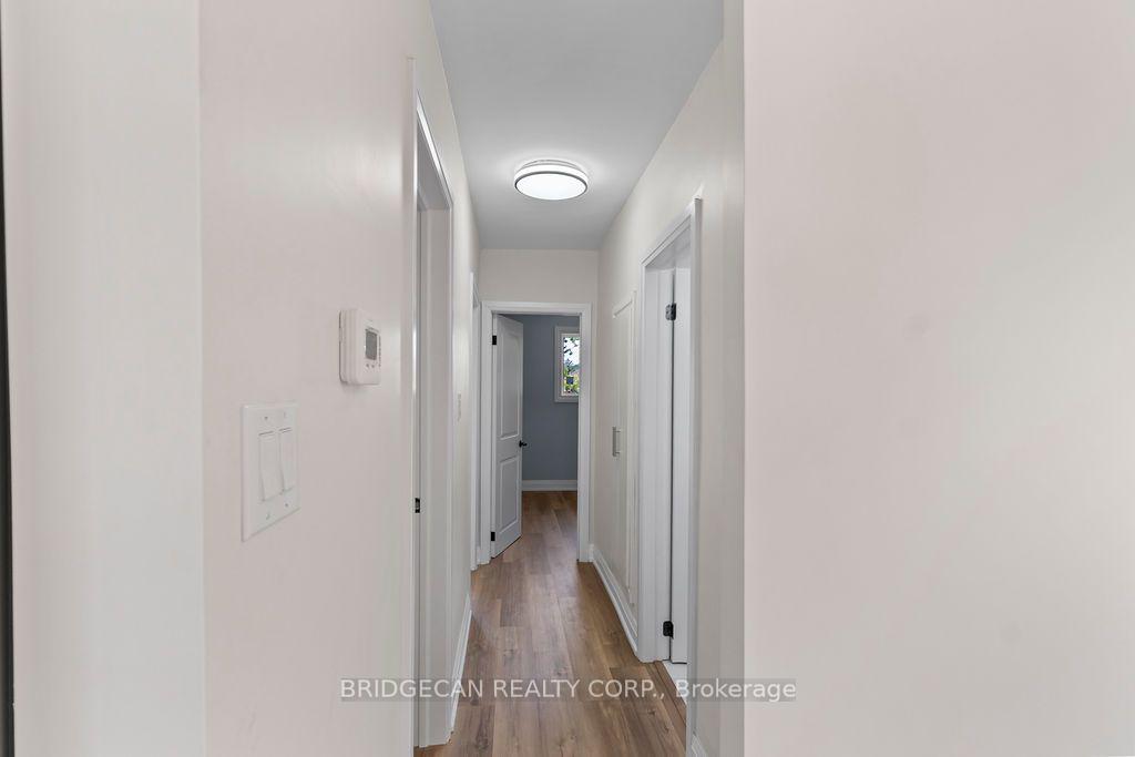 Photo 12 of 73 Adair Avenue S, Hamilton, Glenview — HOMEH