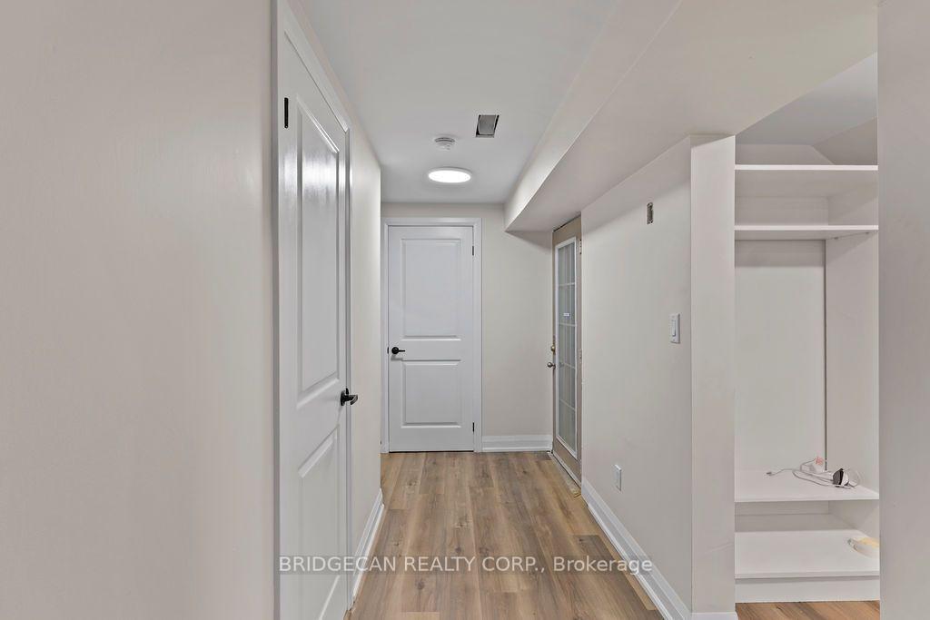 Photo 24 of 73 Adair Avenue S, Hamilton, Glenview — HOMEH
