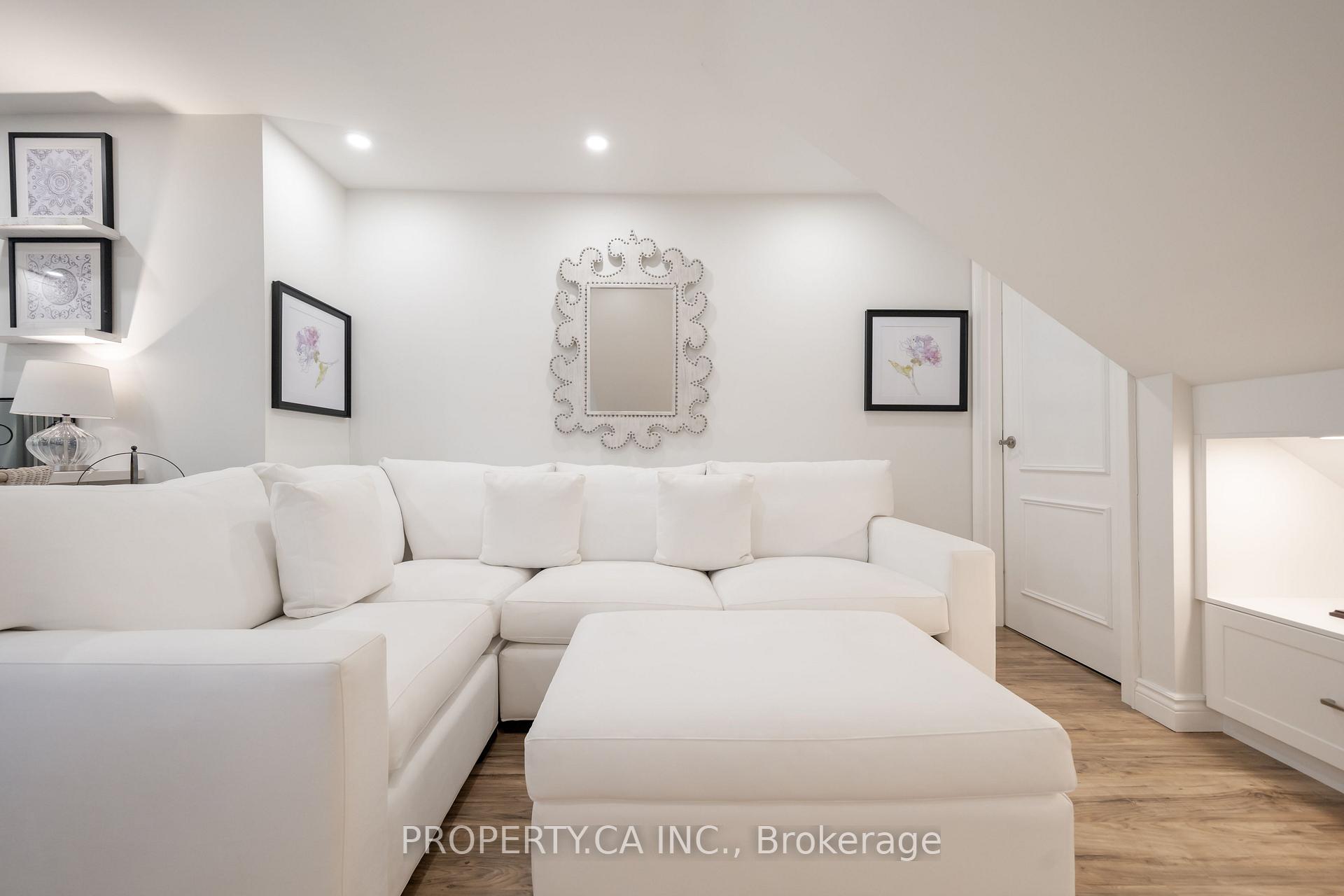 Photo 7 of Unit 8, 963 Avenue Road, Toronto, Yonge-Eglinton — HOMEH