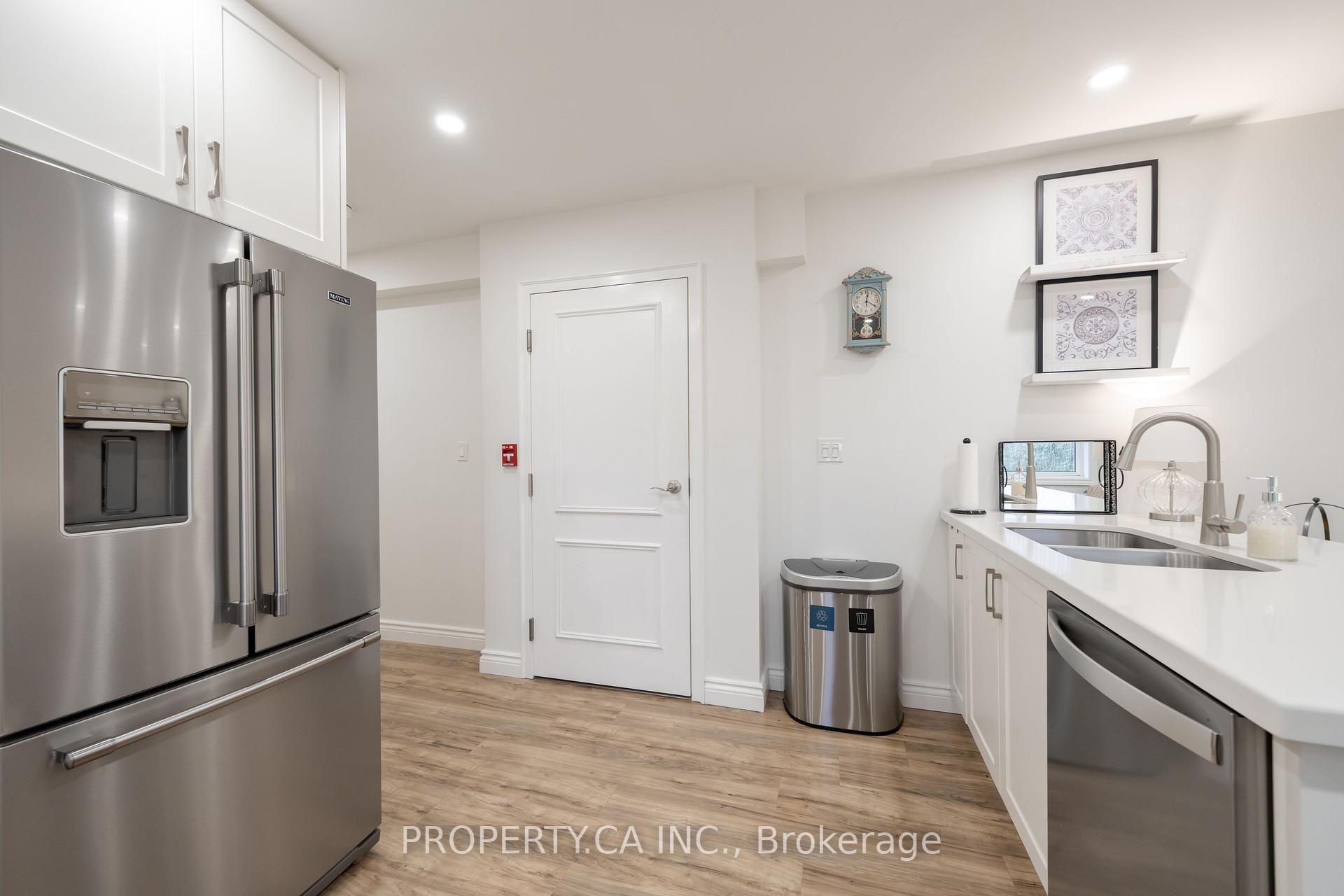 Photo 13 of Unit 8, 963 Avenue Road, Toronto, Yonge-Eglinton — HOMEH