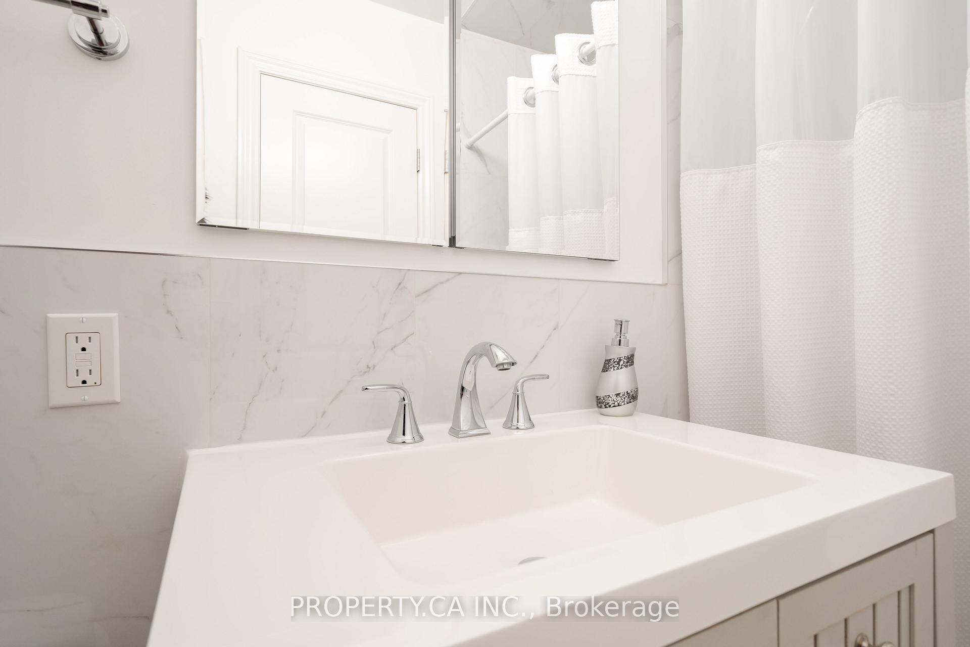 Photo 24 of Unit 8, 963 Avenue Road, Toronto, Yonge-Eglinton — HOMEH