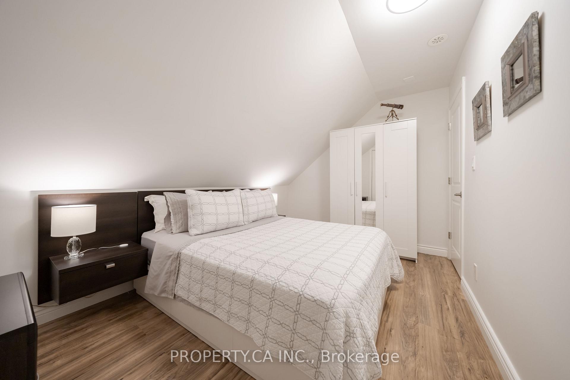 Photo 26 of Unit 8, 963 Avenue Road, Toronto, Yonge-Eglinton — HOMEH