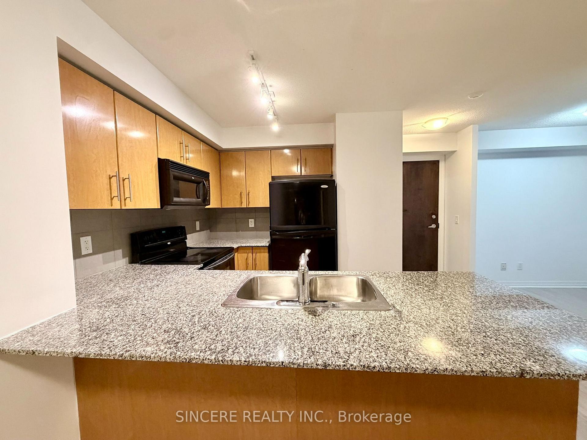 Photo 11 of Unit 708, 16 Yonge Street, Toronto, Waterfront Communities — HOMEH