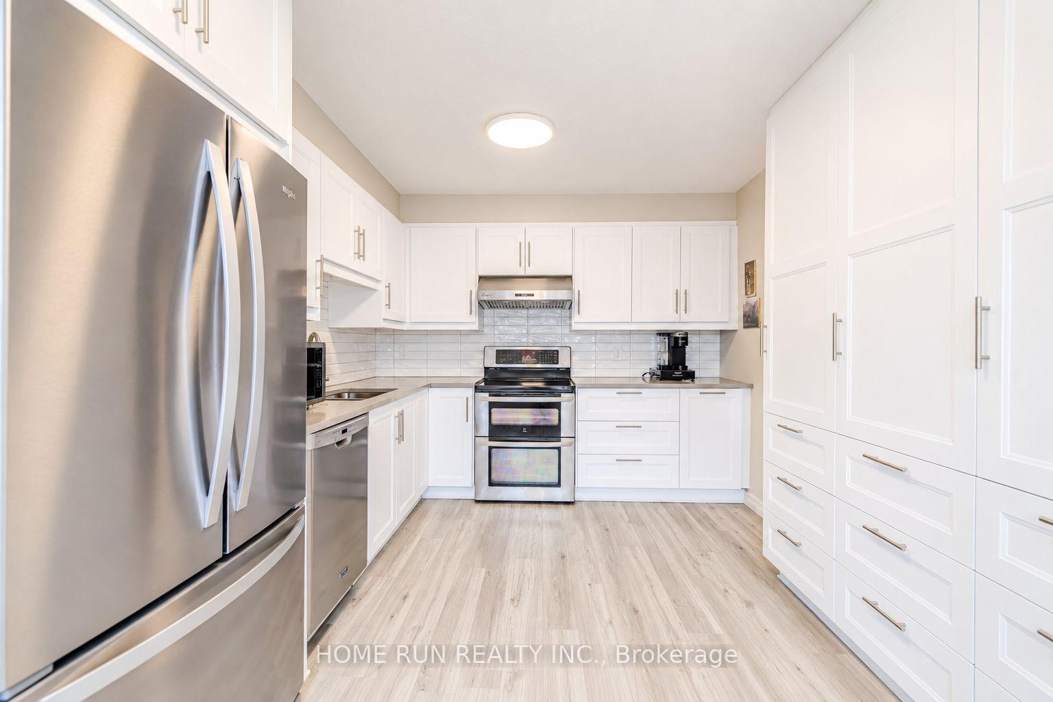 Photo 13 of 57 Fair Oaks Crescent, Ottawa, Craig Henry/Woodvale — HOMEH