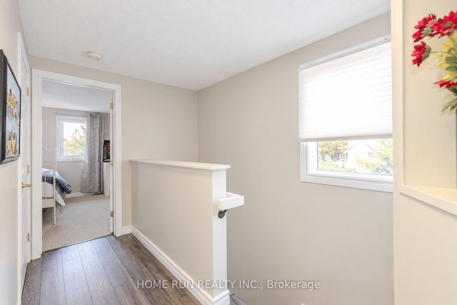 Photo 22 of 57 Fair Oaks Crescent, Ottawa, Craig Henry/Woodvale — HOMEH