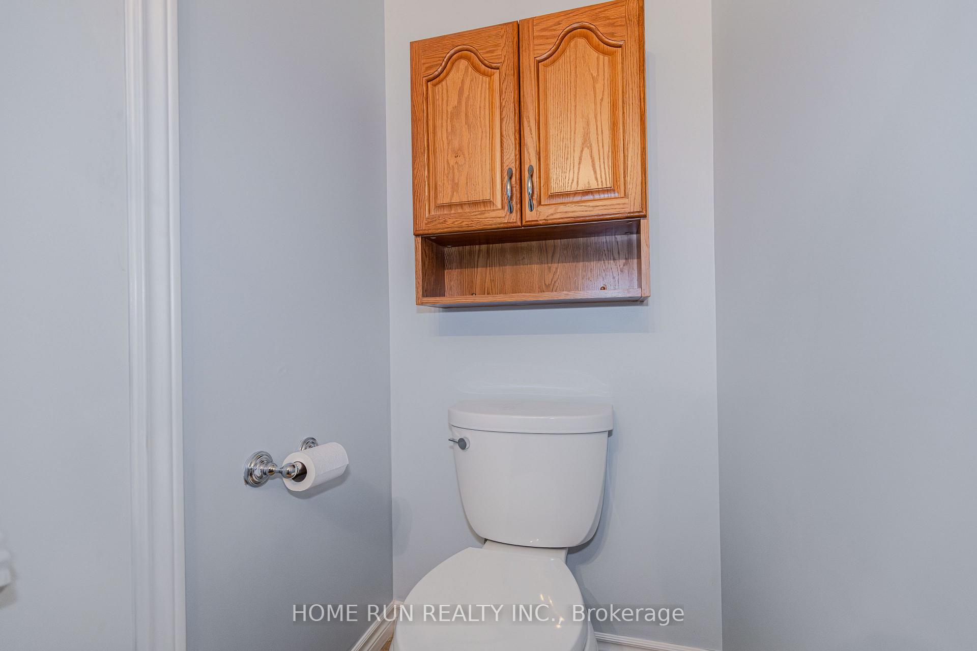 Photo 27 of 57 Fair Oaks Crescent, Ottawa, Craig Henry/Woodvale — HOMEH