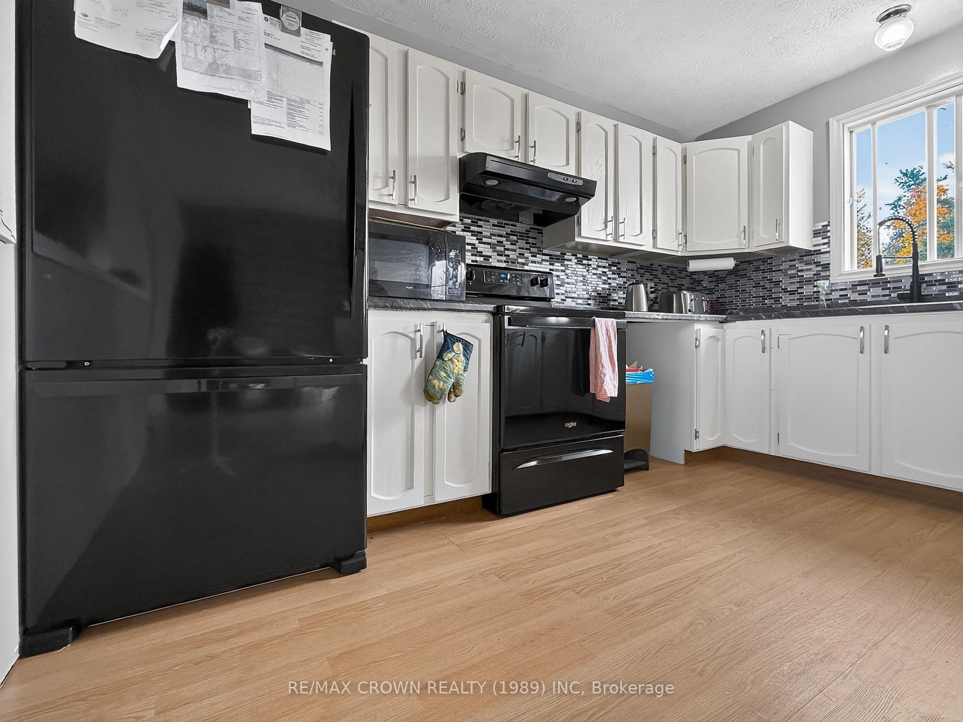 Photo 15 of 24 Cedar Avenue, Hornepayne, West — HOMEH