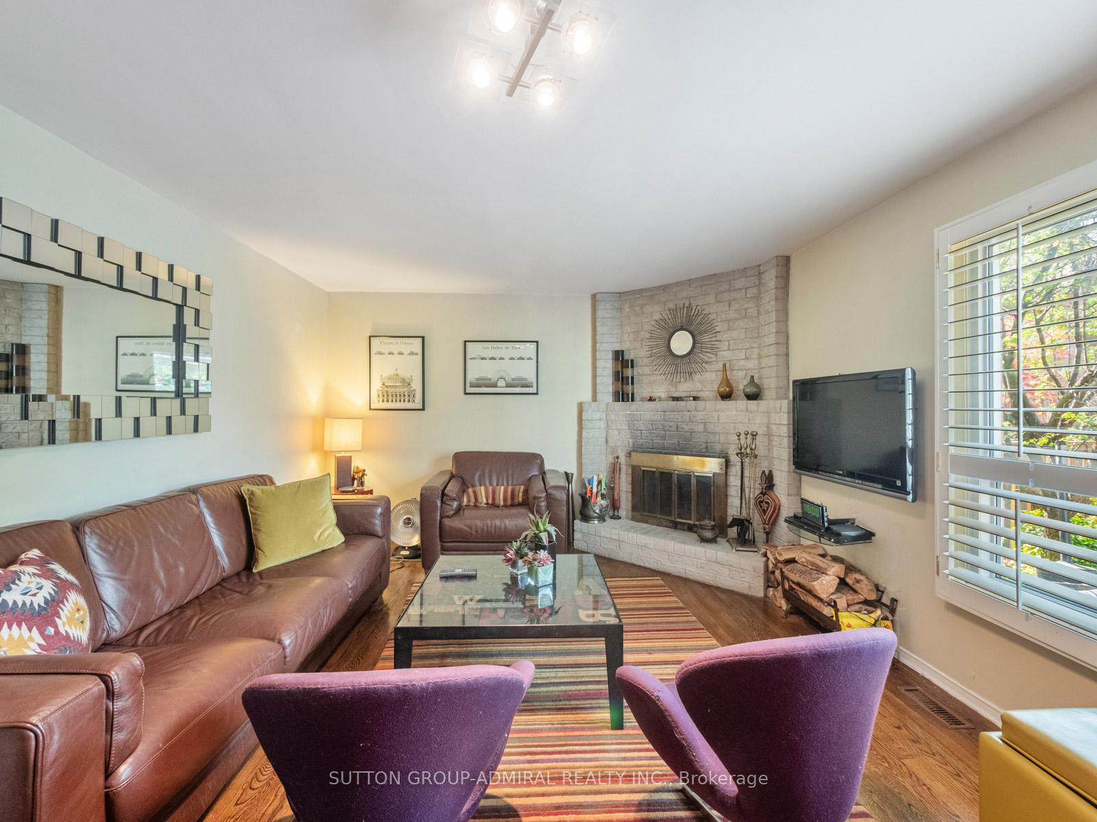 Photo 15 of 49 Miriam Crescent, Richmond Hill, Doncrest — HOMEH