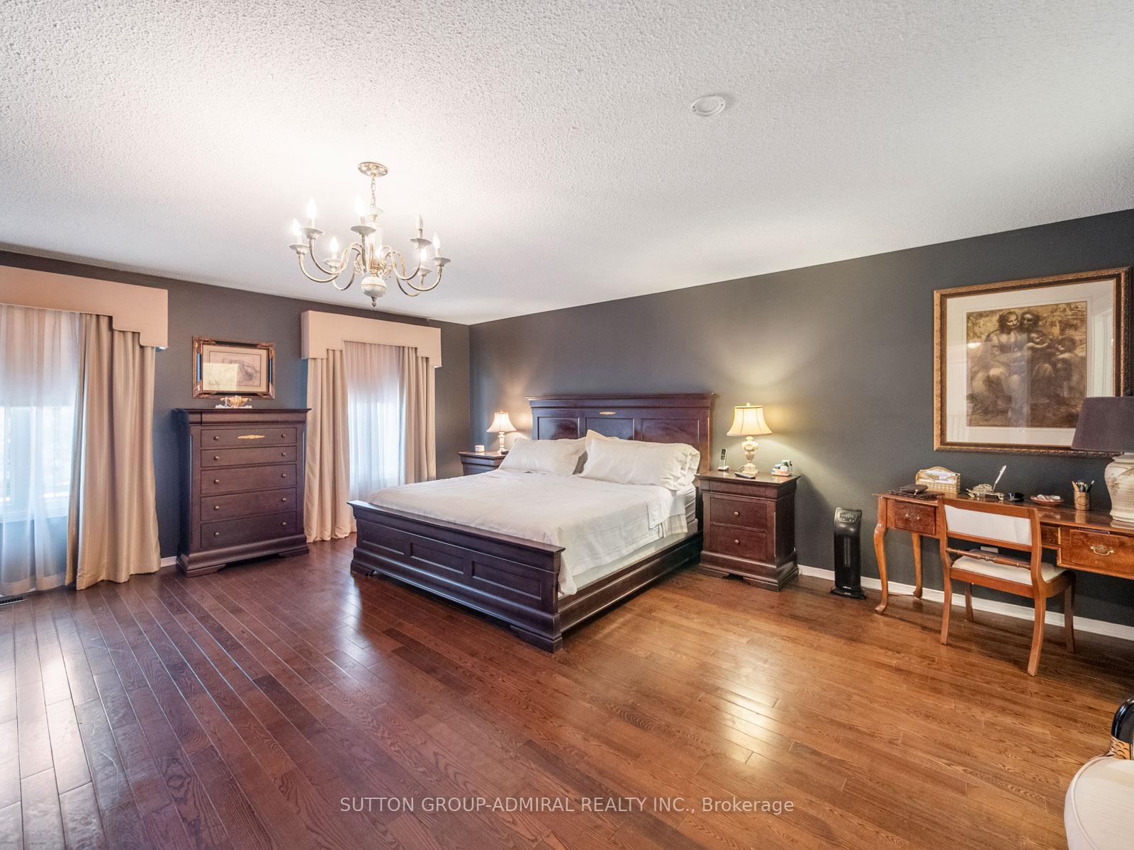 Photo 21 of 49 Miriam Crescent, Richmond Hill, Doncrest — HOMEH