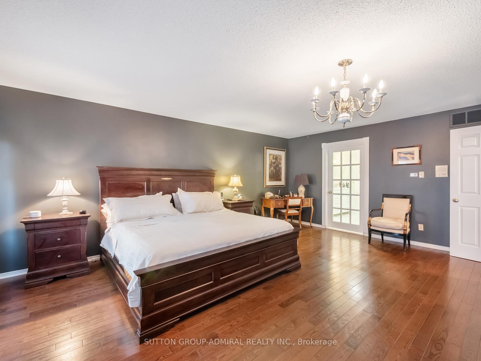 Photo 23 of 49 Miriam Crescent, Richmond Hill, Doncrest — HOMEH