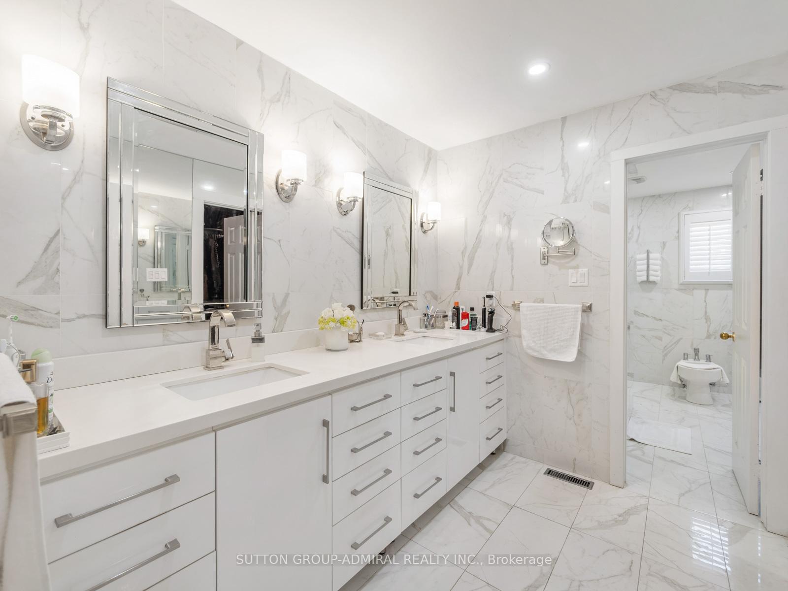 Photo 24 of 49 Miriam Crescent, Richmond Hill, Doncrest — HOMEH