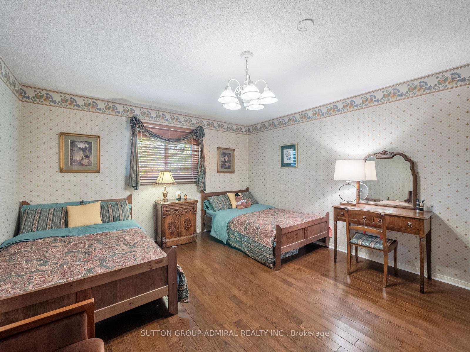 Photo 27 of 49 Miriam Crescent, Richmond Hill, Doncrest — HOMEH
