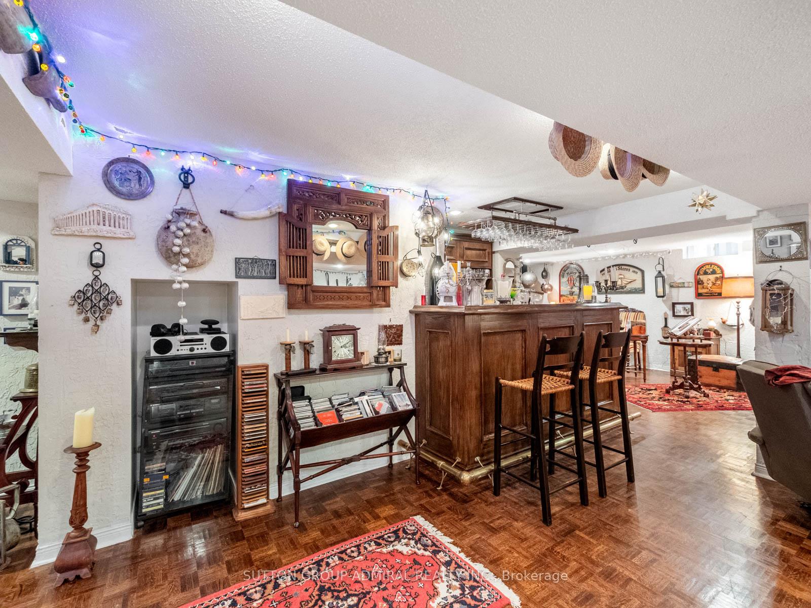 Photo 37 of 49 Miriam Crescent, Richmond Hill, Doncrest — HOMEH