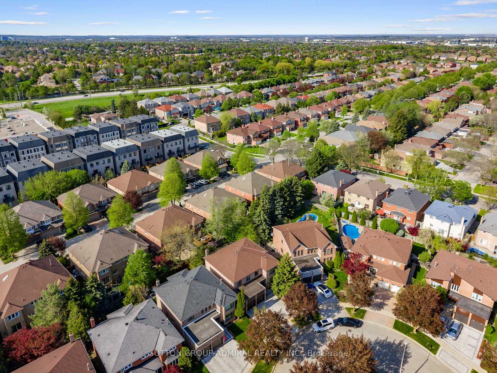Photo 46 of 49 Miriam Crescent, Richmond Hill, Doncrest — HOMEH