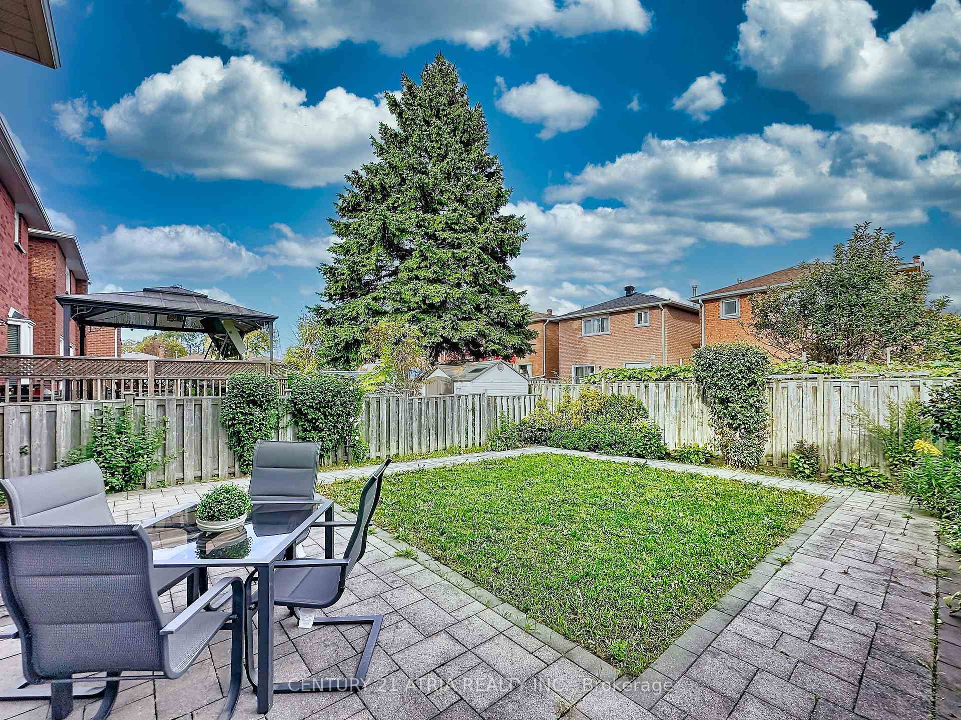 Photo 22 of 58 Danjohn Crescent, Scarborough, Agincourt North — HOMEH