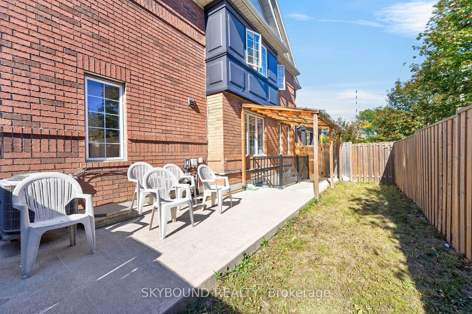 Photo 6 of Unit Bsmt, 828 Bethany Crescent, Mississauga, East Credit — HOMEH