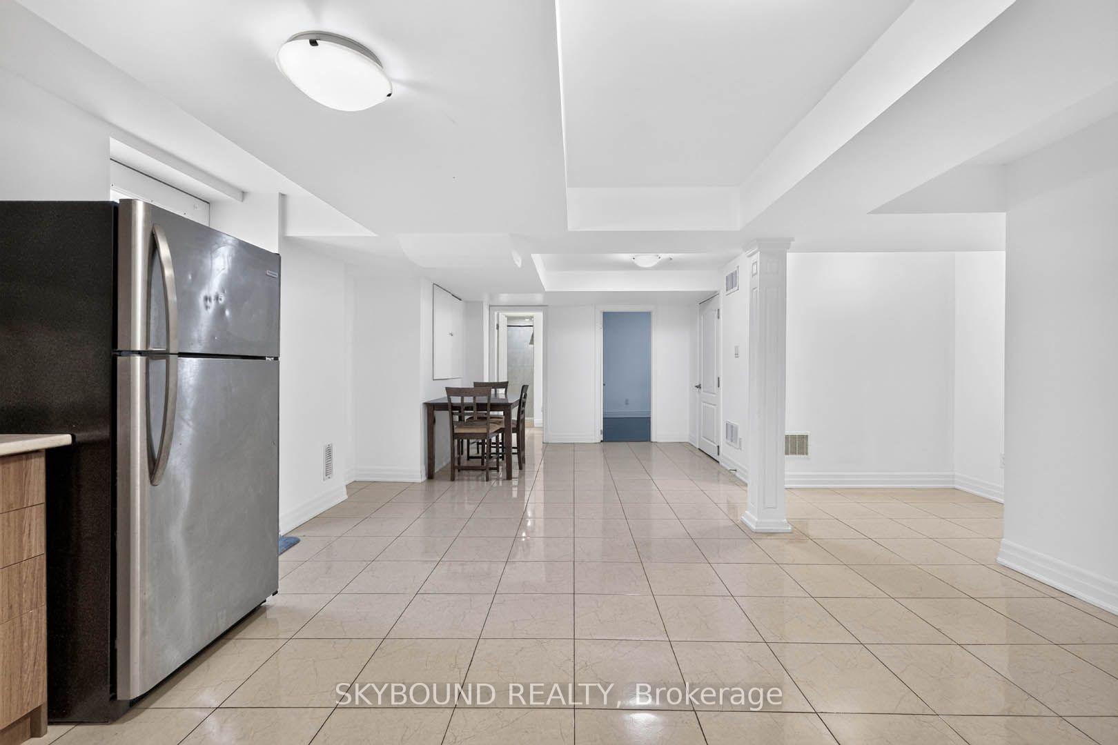 Photo 9 of Unit Bsmt, 828 Bethany Crescent, Mississauga, East Credit — HOMEH