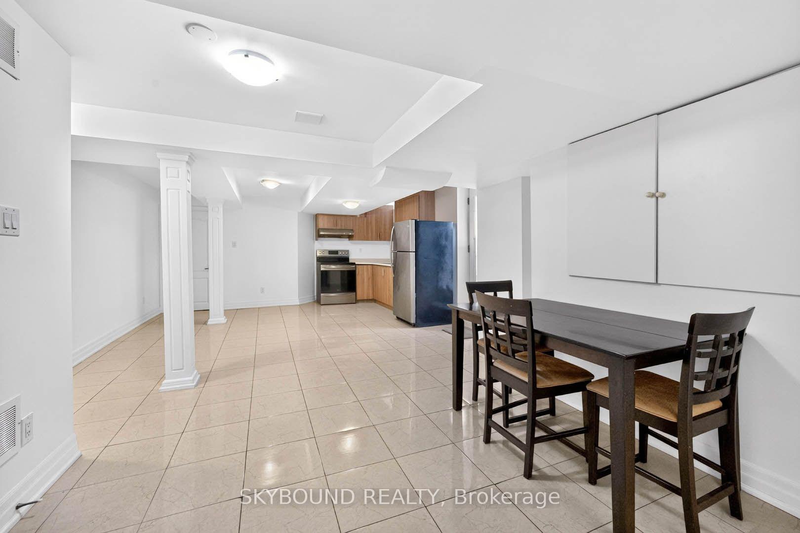 Photo 12 of Unit Bsmt, 828 Bethany Crescent, Mississauga, East Credit — HOMEH