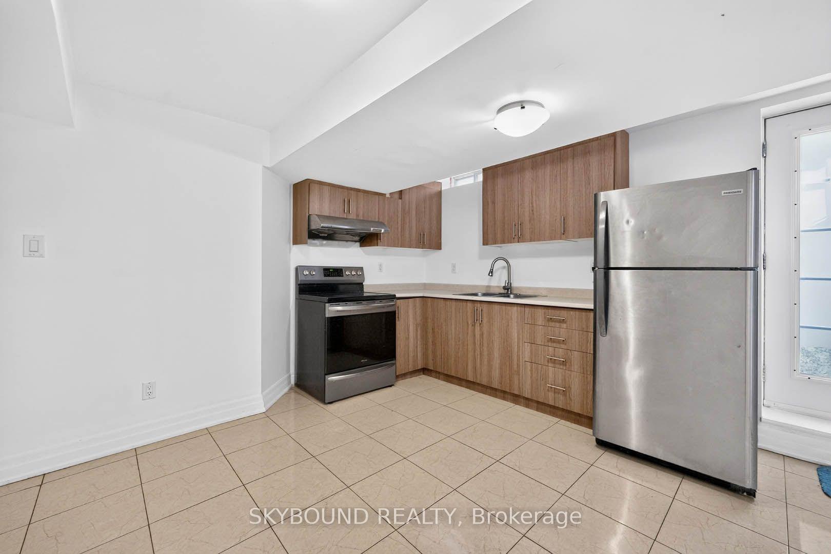 Photo 15 of Unit Bsmt, 828 Bethany Crescent, Mississauga, East Credit — HOMEH