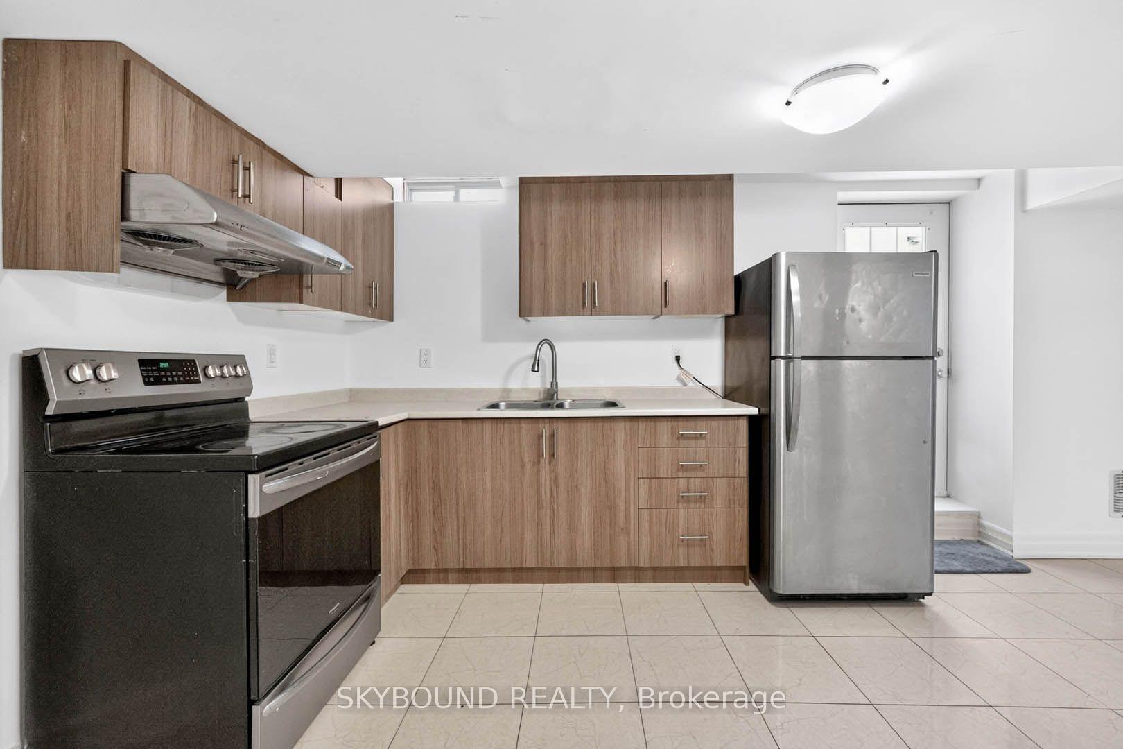 Photo 16 of Unit Bsmt, 828 Bethany Crescent, Mississauga, East Credit — HOMEH