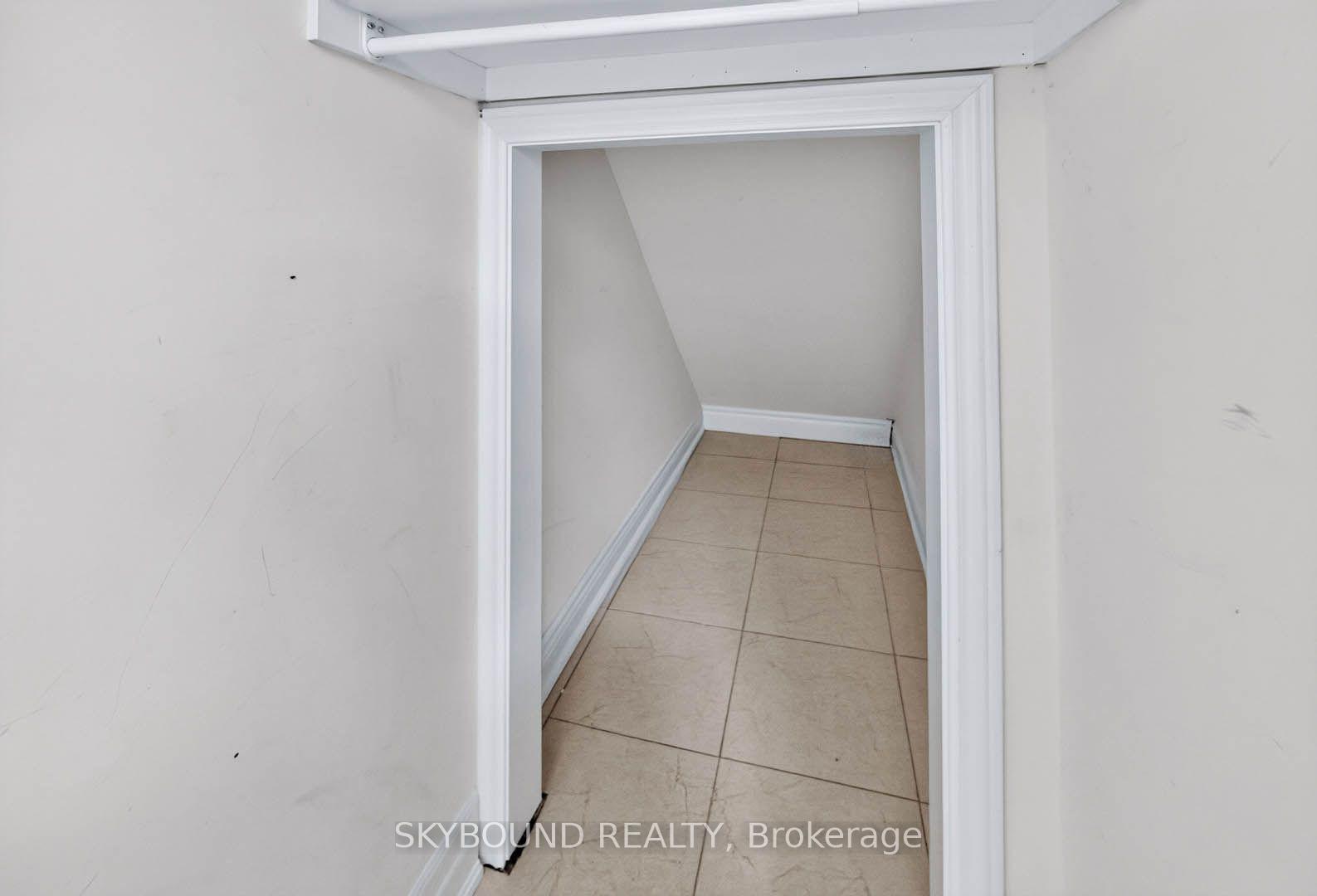 Photo 24 of Unit Bsmt, 828 Bethany Crescent, Mississauga, East Credit — HOMEH