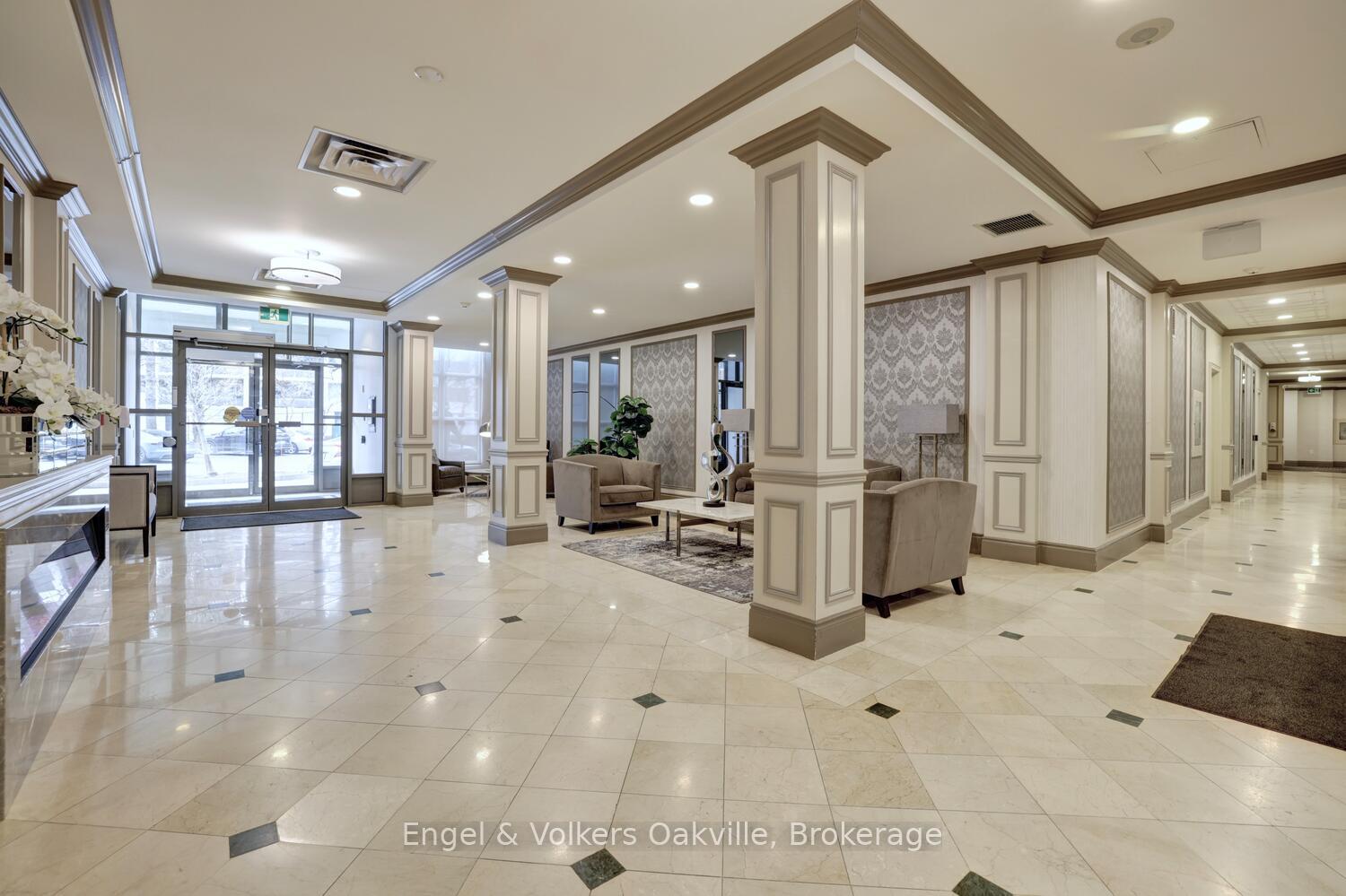 Photo 6 of Unit 1402, 442 Maple Avenue, Burlington, Brant — HOMEH