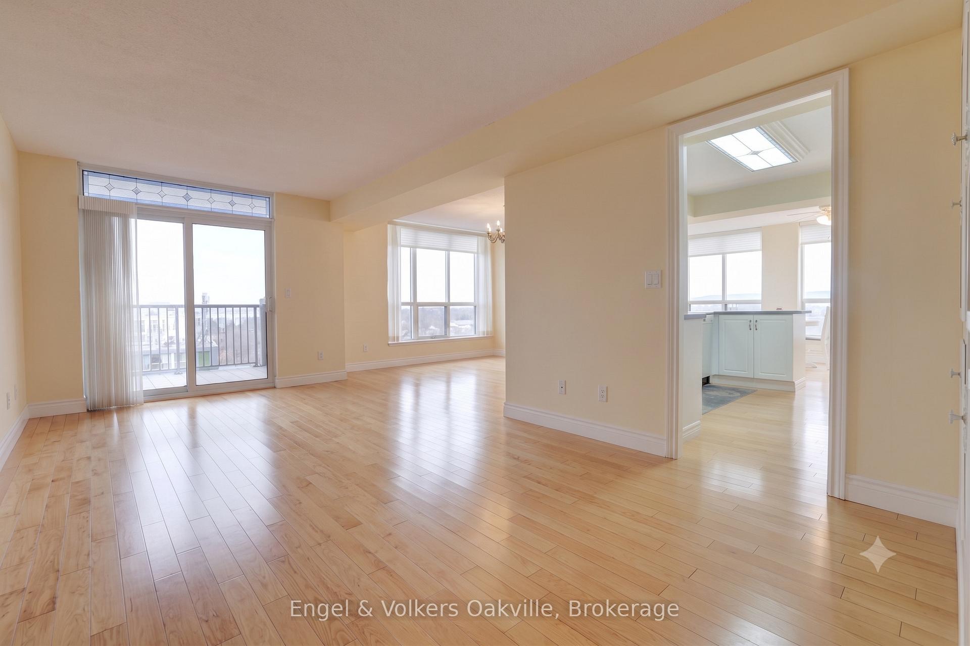 Photo 18 of Unit 1402, 442 Maple Avenue, Burlington, Brant — HOMEH