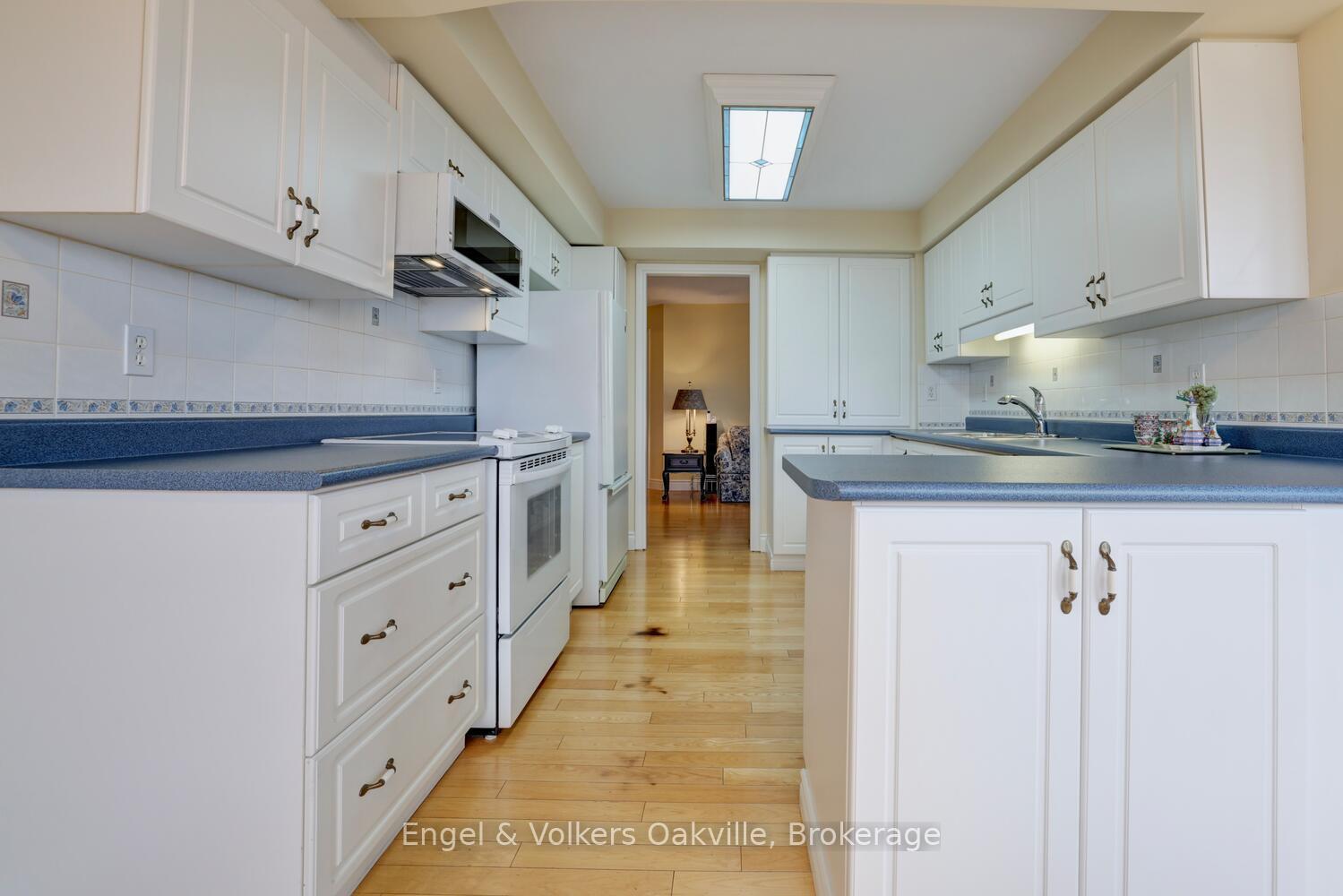 Photo 23 of Unit 1402, 442 Maple Avenue, Burlington, Brant — HOMEH