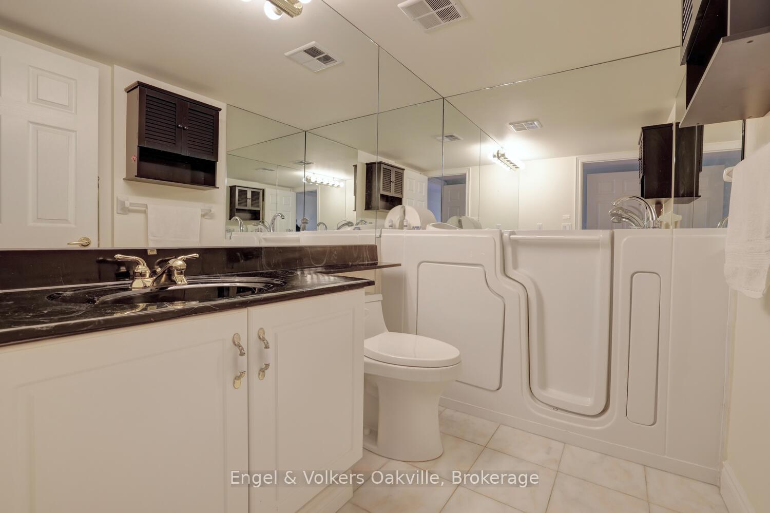 Photo 29 of Unit 1402, 442 Maple Avenue, Burlington, Brant — HOMEH