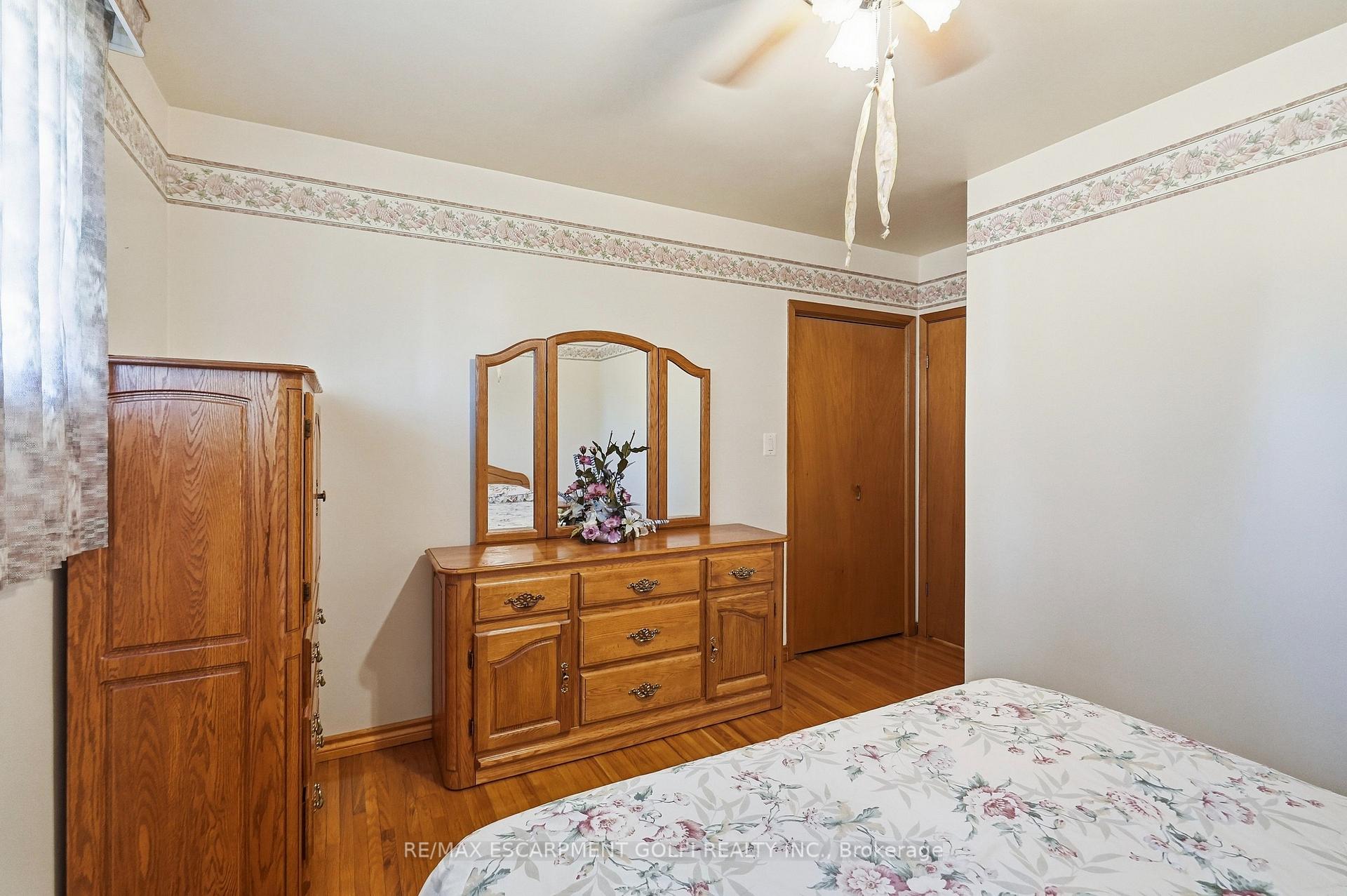 Photo 18 of 691 Winston Road, Grimsby, Grimsby Beach — HOMEH