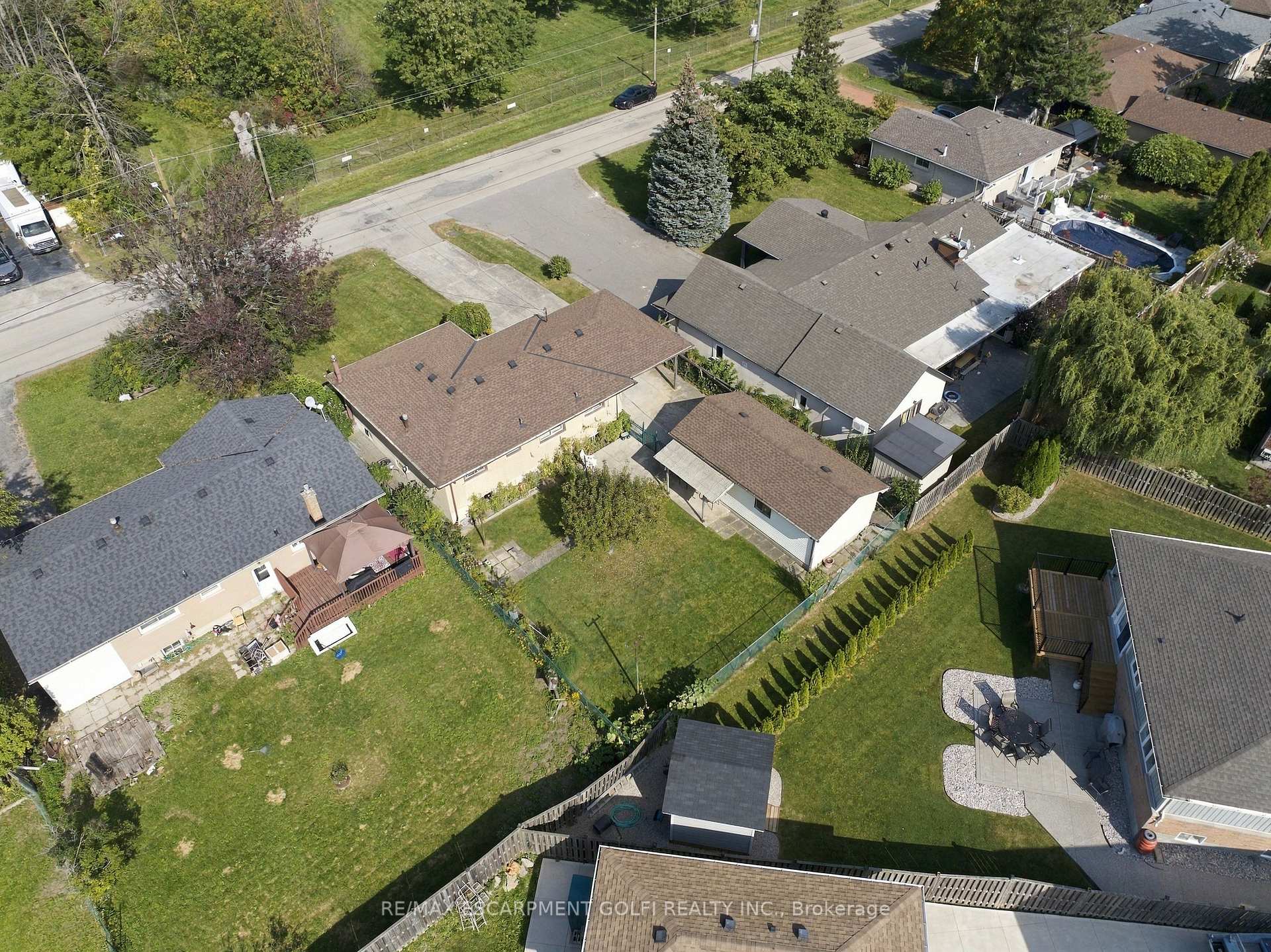 Photo 39 of 691 Winston Road, Grimsby, Grimsby Beach — HOMEH