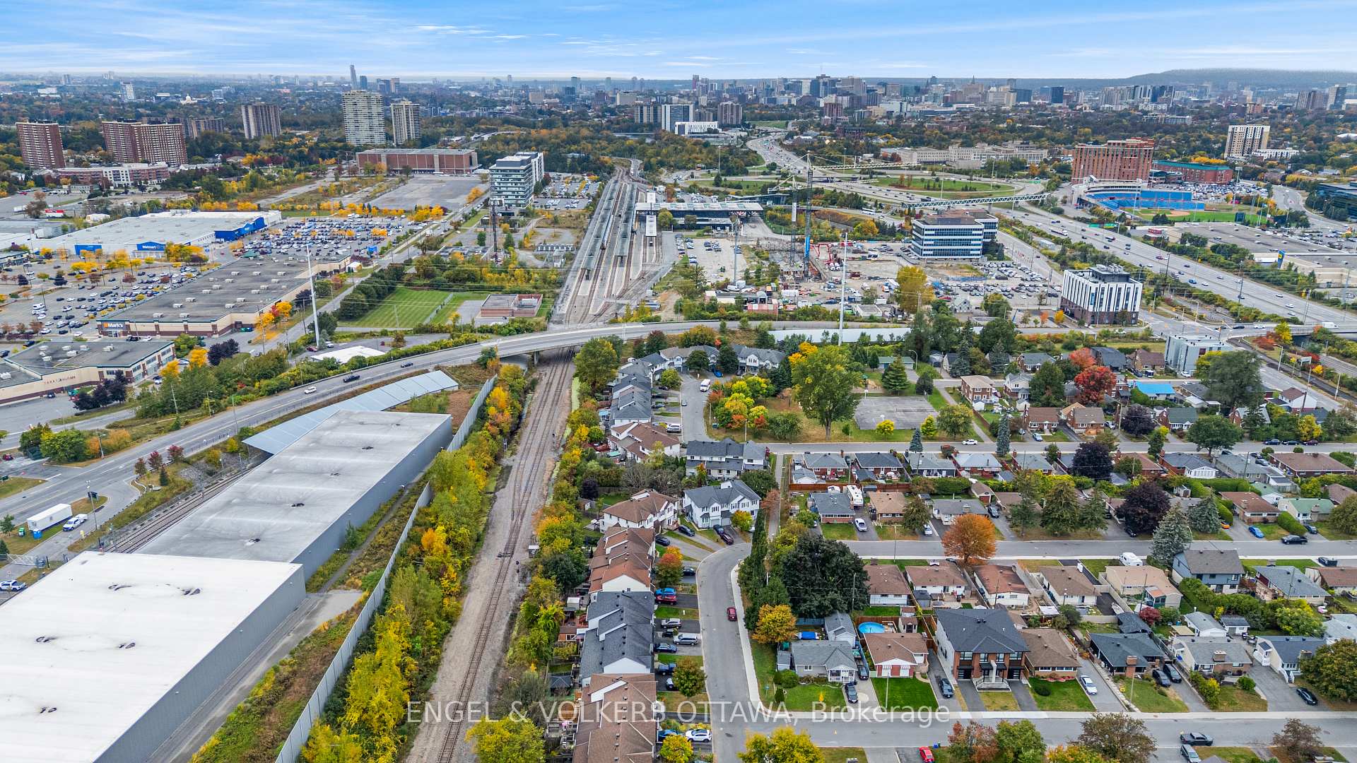 Photo 37 of 2032 P Avenue, Ottawa, Eastway Gardens/Industrial Park — HOMEH