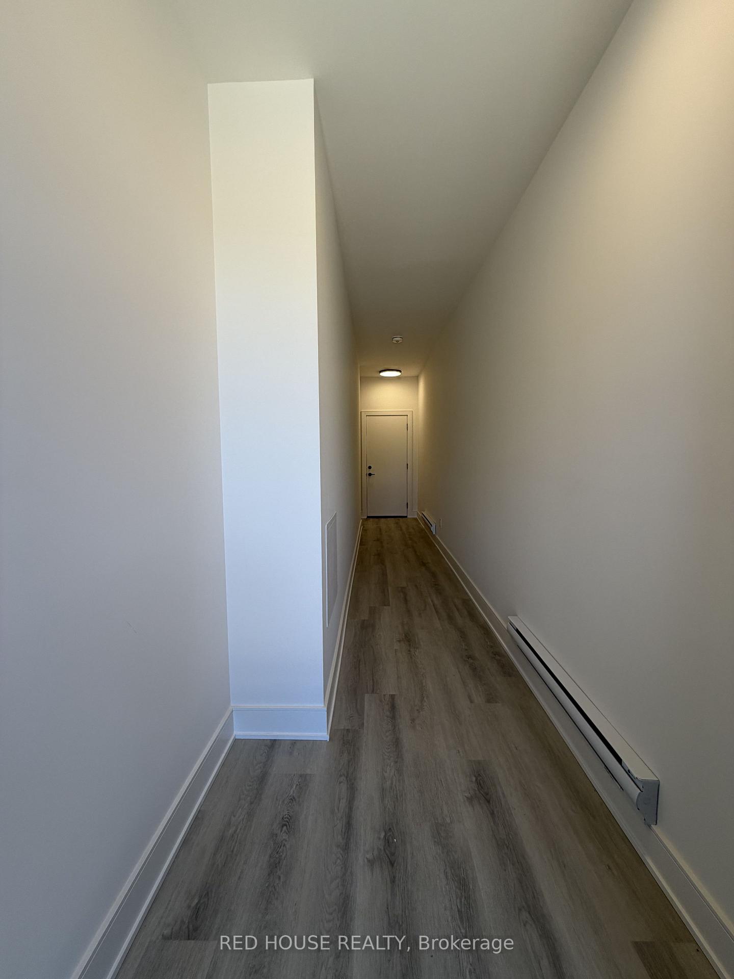 Photo 2 of 252 Ellis Avenue, St. Catharines, Oakdale — HOMEH