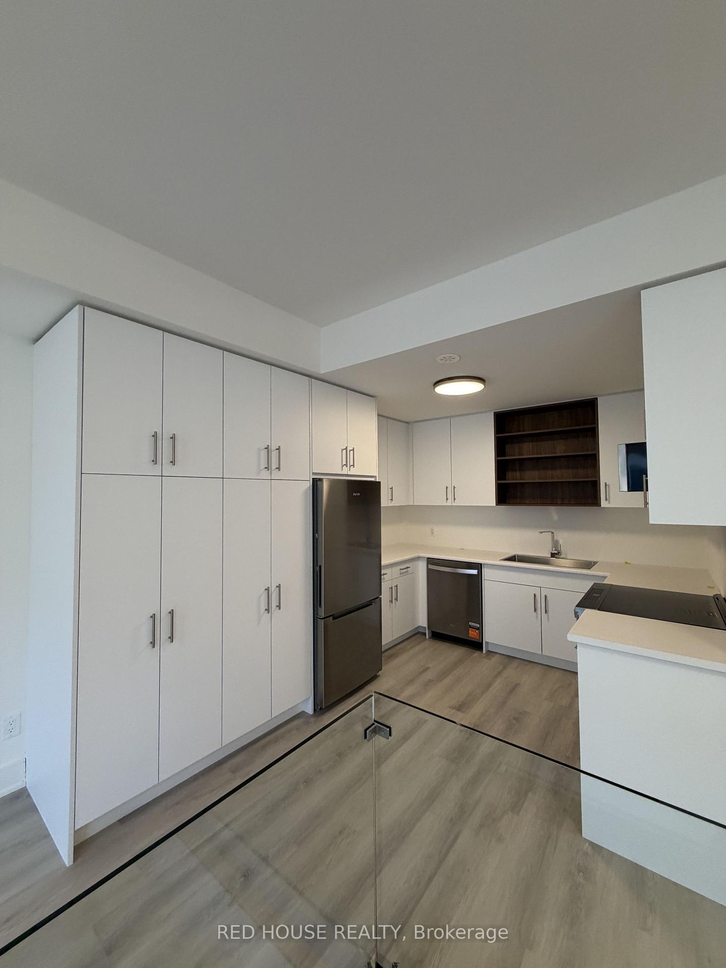 Photo 12 of 252 Ellis Avenue, St. Catharines, Oakdale — HOMEH