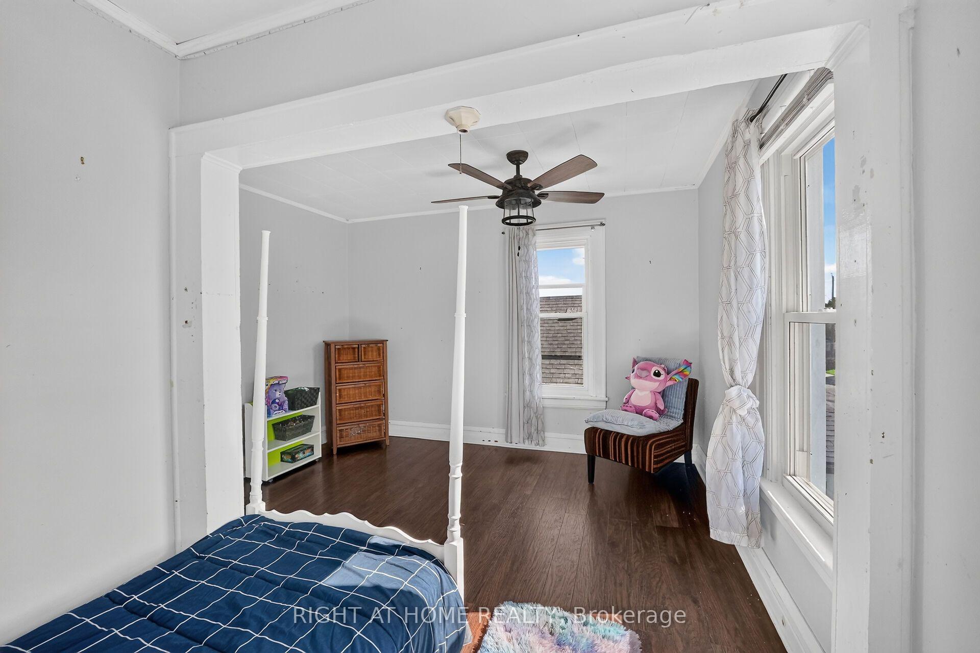Photo 22 of 4919 Huron Street, Niagara Falls, Cherrywood — HOMEH