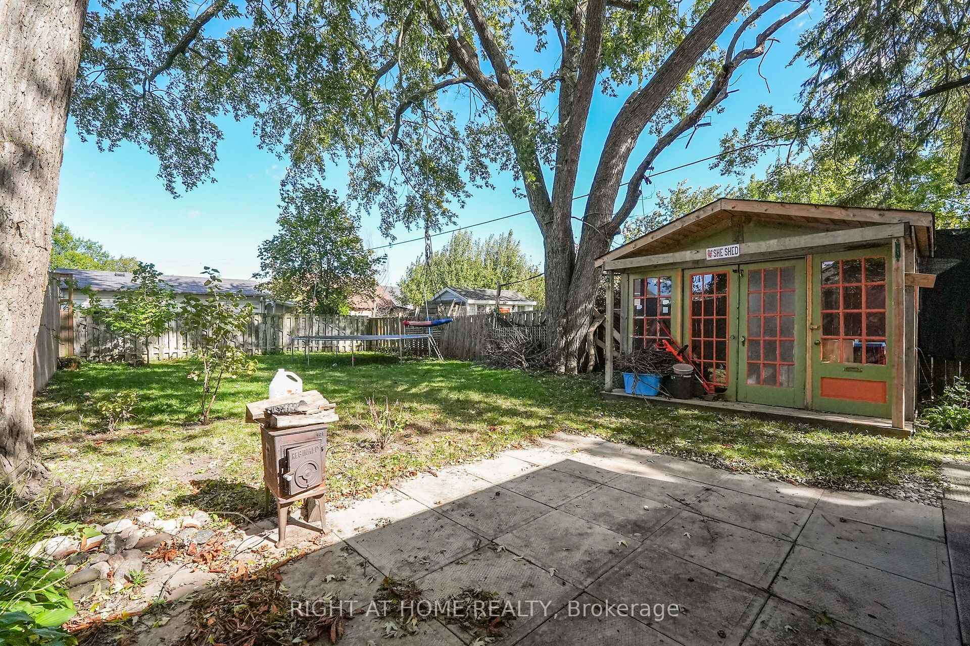Photo 30 of 4919 Huron Street, Niagara Falls, Cherrywood — HOMEH