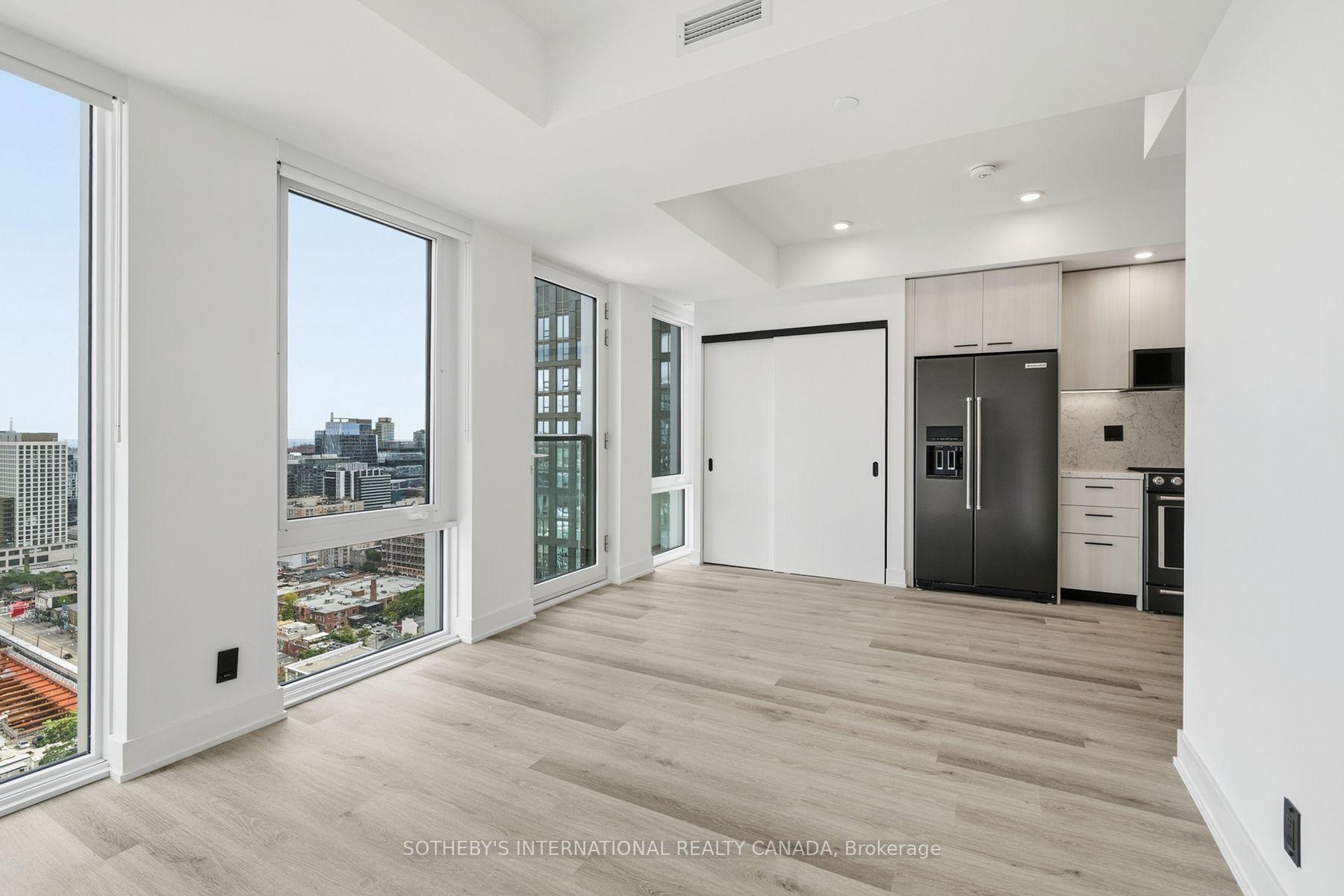 Photo 1 of Unit E3005, 30 Mutual Street, Toronto, Church-Yonge Corridor — HOMEH