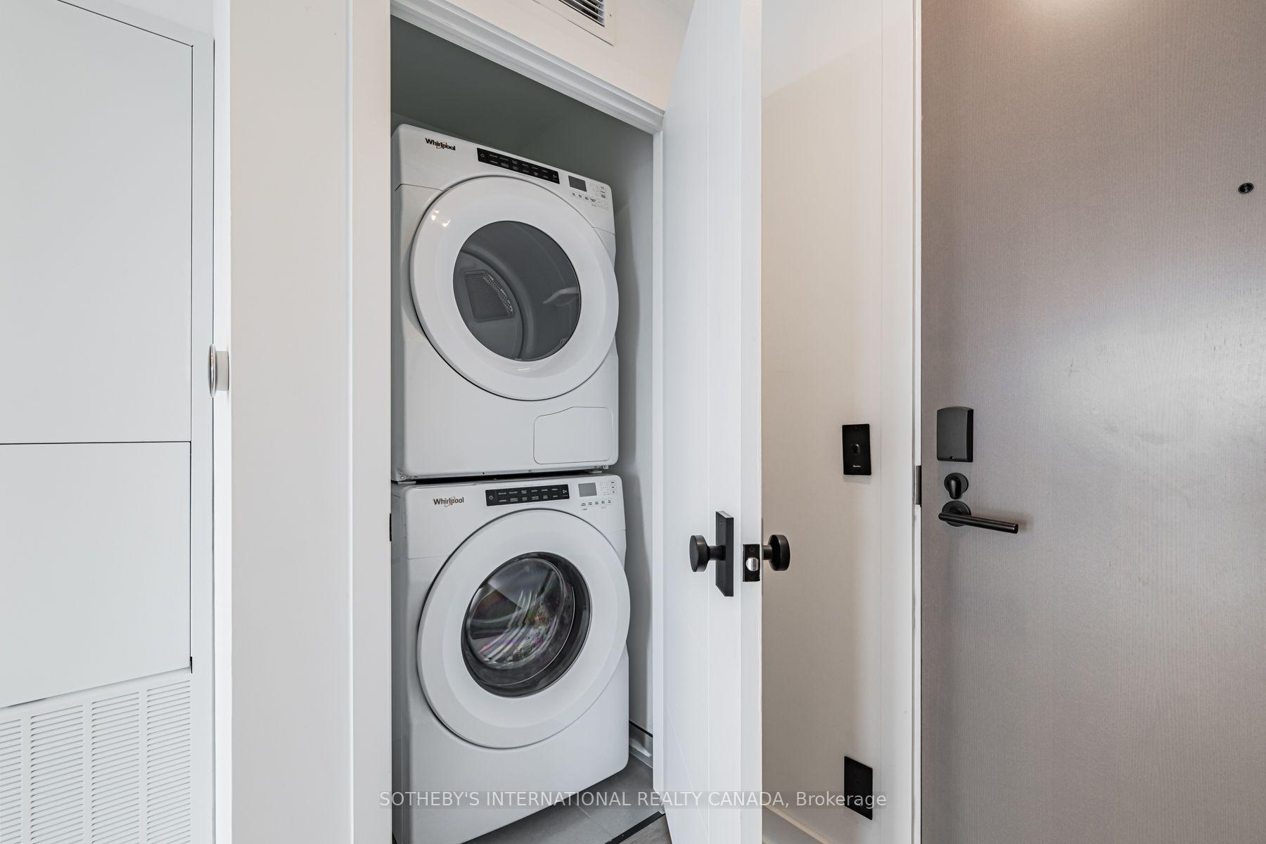 Photo 14 of Unit E3005, 30 Mutual Street, Toronto, Church-Yonge Corridor — HOMEH