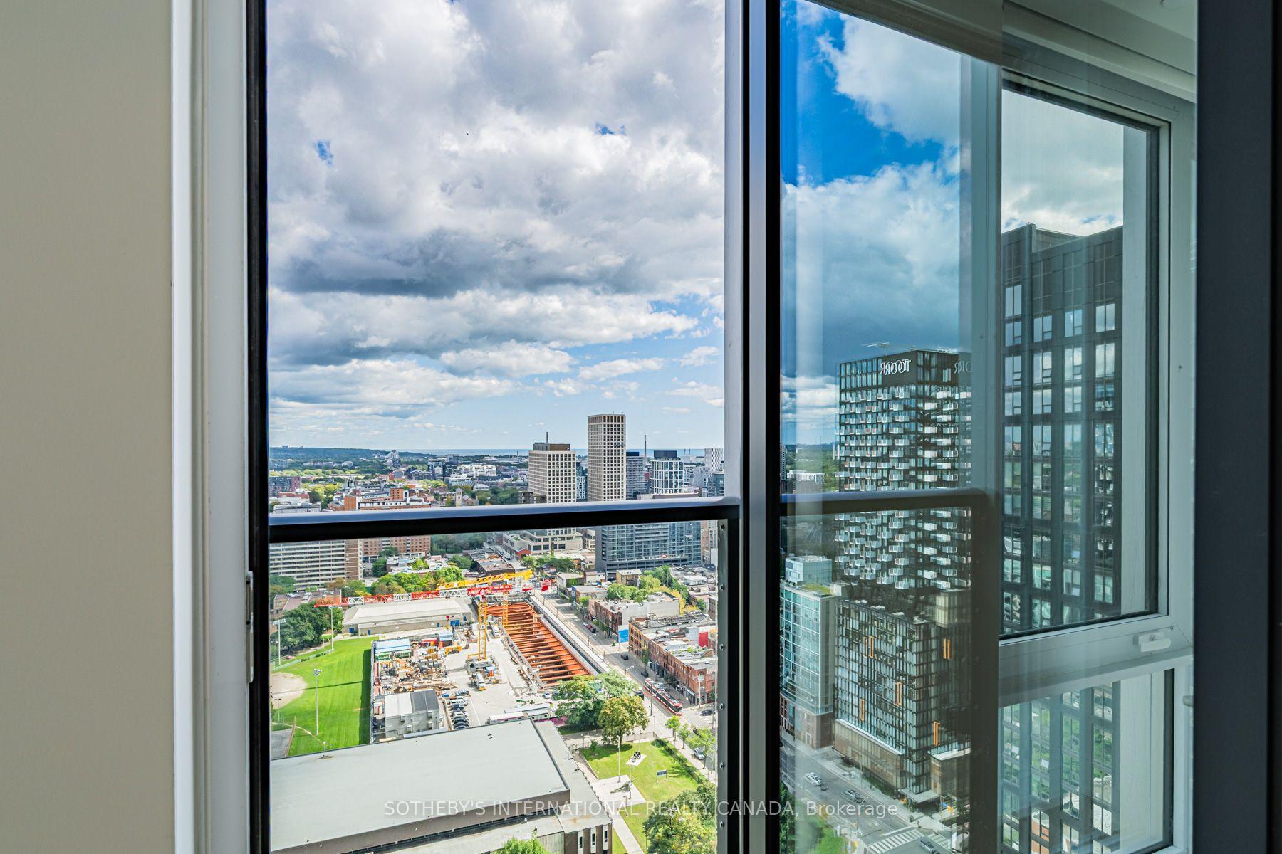 Photo 15 of Unit E3005, 30 Mutual Street, Toronto, Church-Yonge Corridor — HOMEH