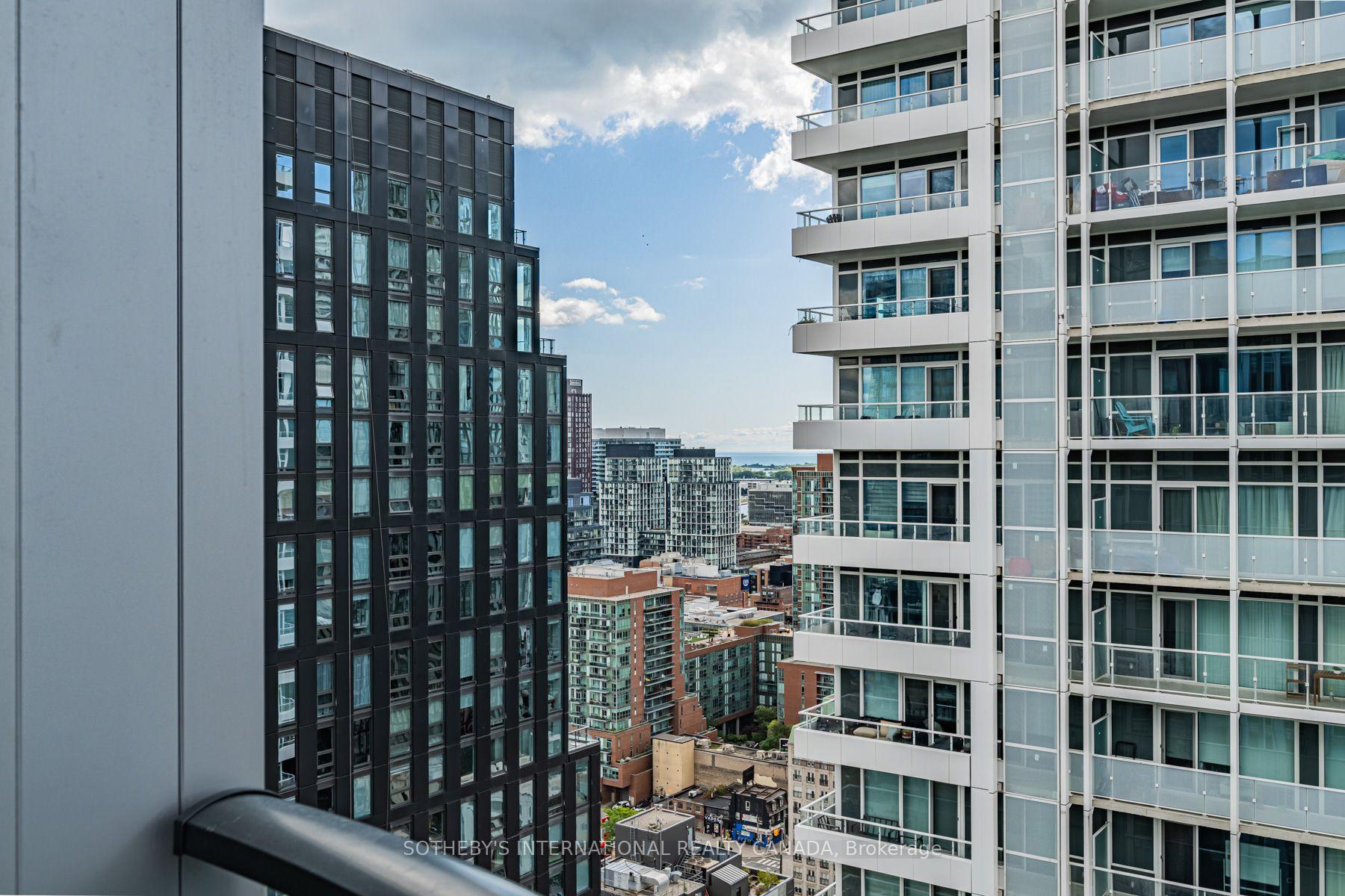 Photo 17 of Unit E2909, 30 Mutual Street, Toronto, Church-Yonge Corridor — HOMEH