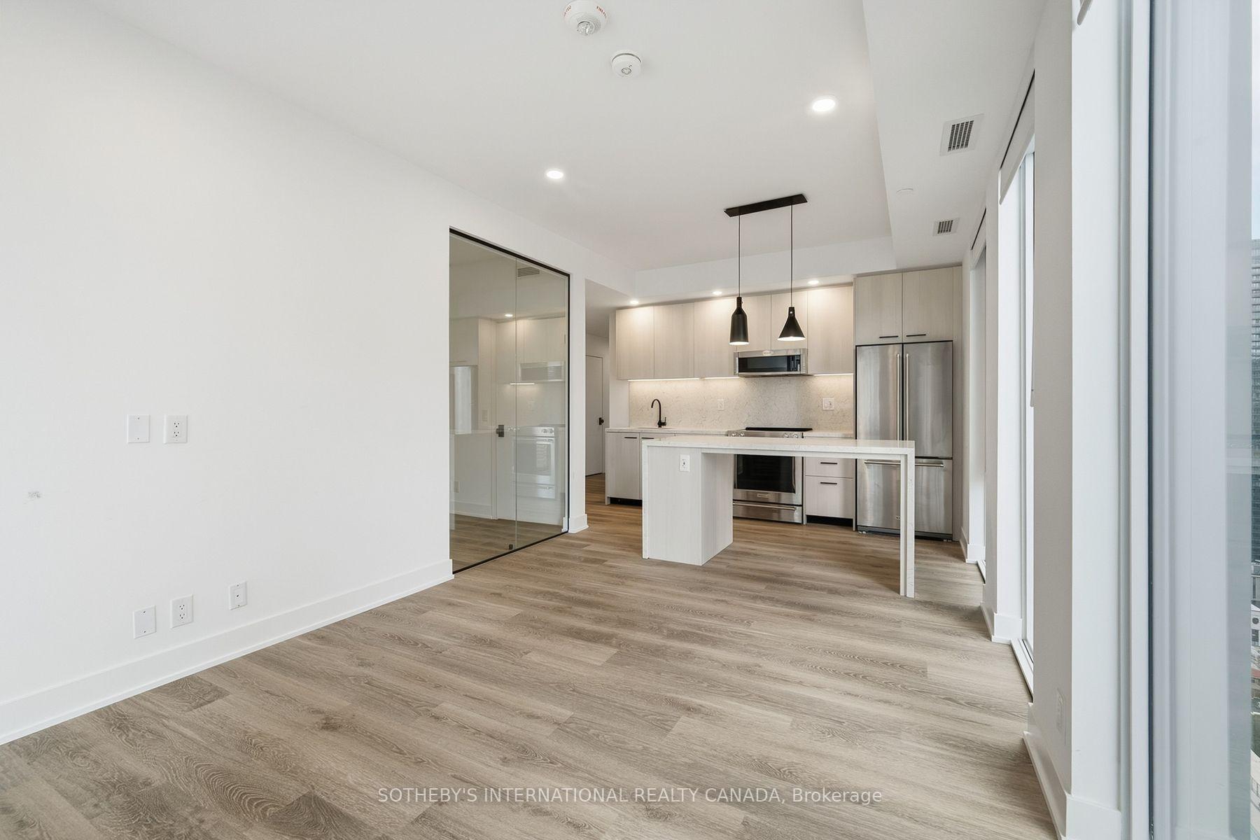 Photo 4 of Unit E2501, 30 Mutual Street, Toronto, Church-Yonge Corridor — HOMEH