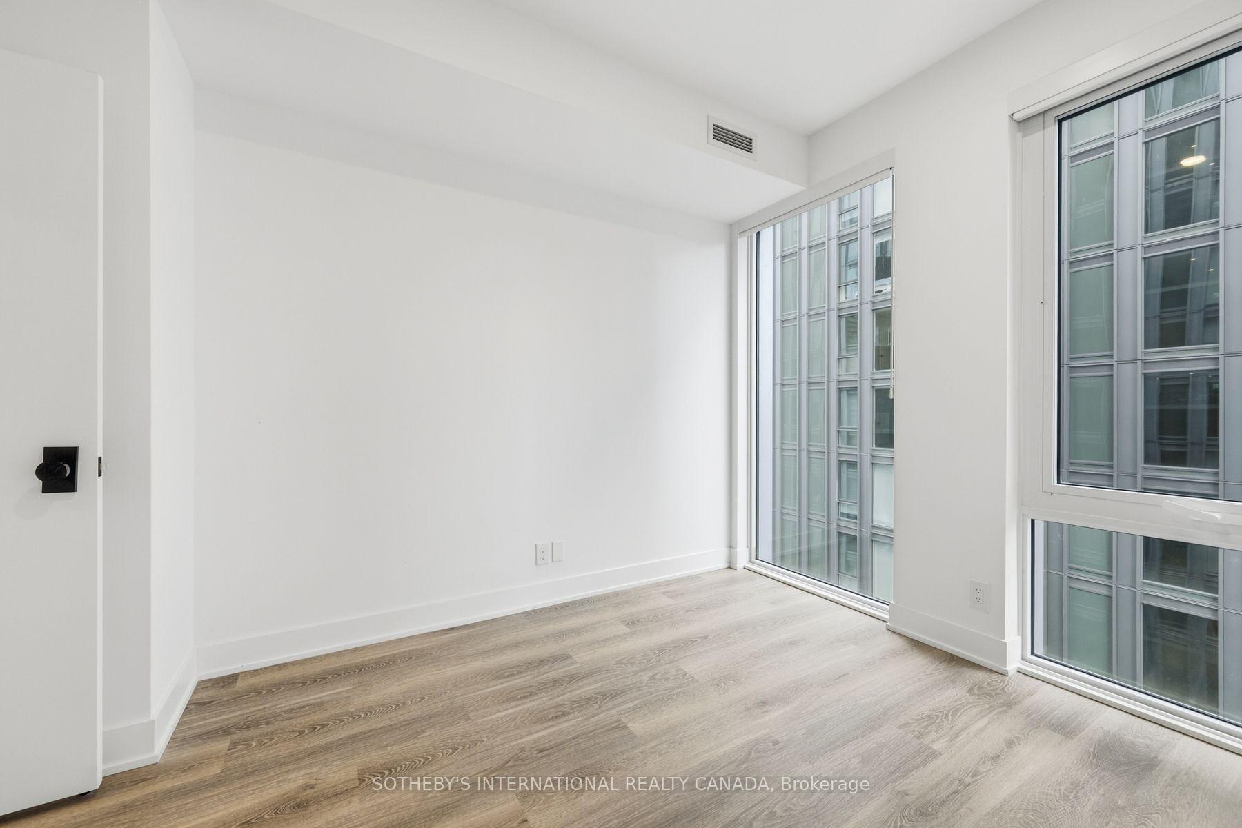 Photo 16 of Unit E2501, 30 Mutual Street, Toronto, Church-Yonge Corridor — HOMEH
