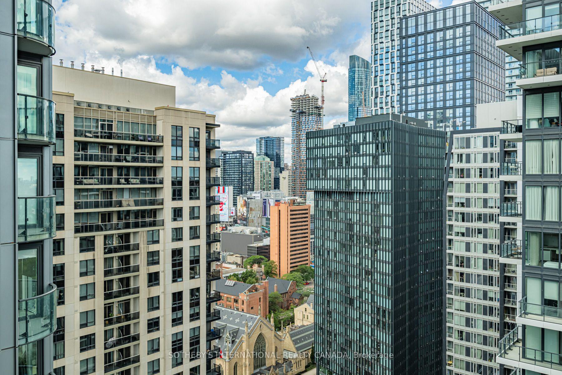 Photo 27 of Unit E2501, 30 Mutual Street, Toronto, Church-Yonge Corridor — HOMEH