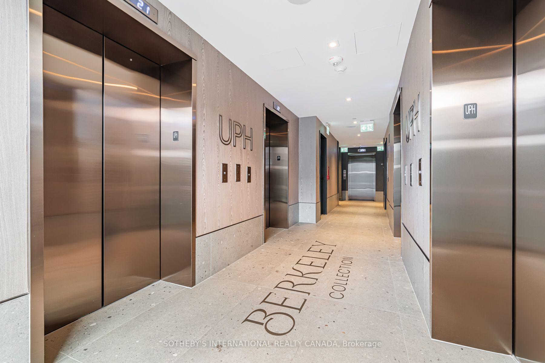 Photo 2 of Unit E3001, 30 Mutual Street, Toronto, Church-Yonge Corridor — HOMEH