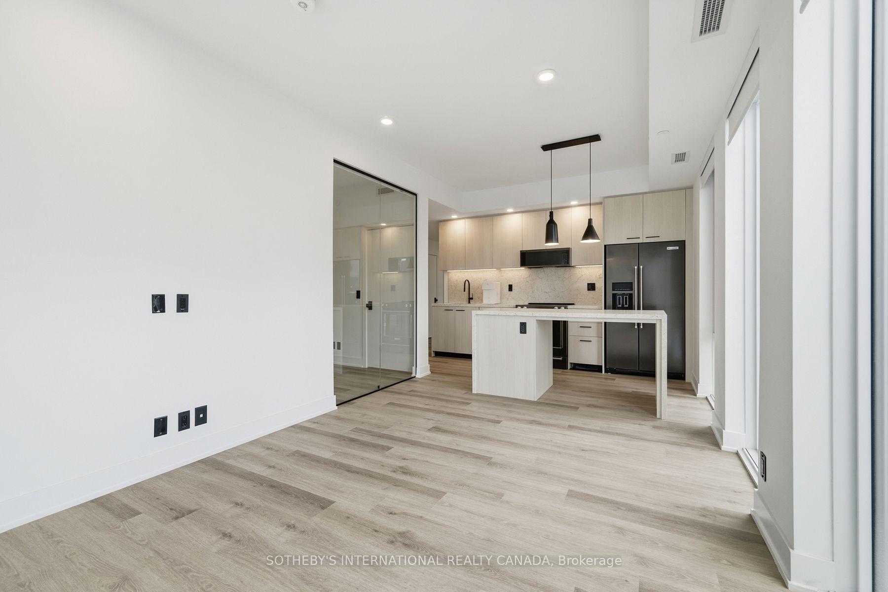 Photo 5 of Unit E3001, 30 Mutual Street, Toronto, Church-Yonge Corridor — HOMEH