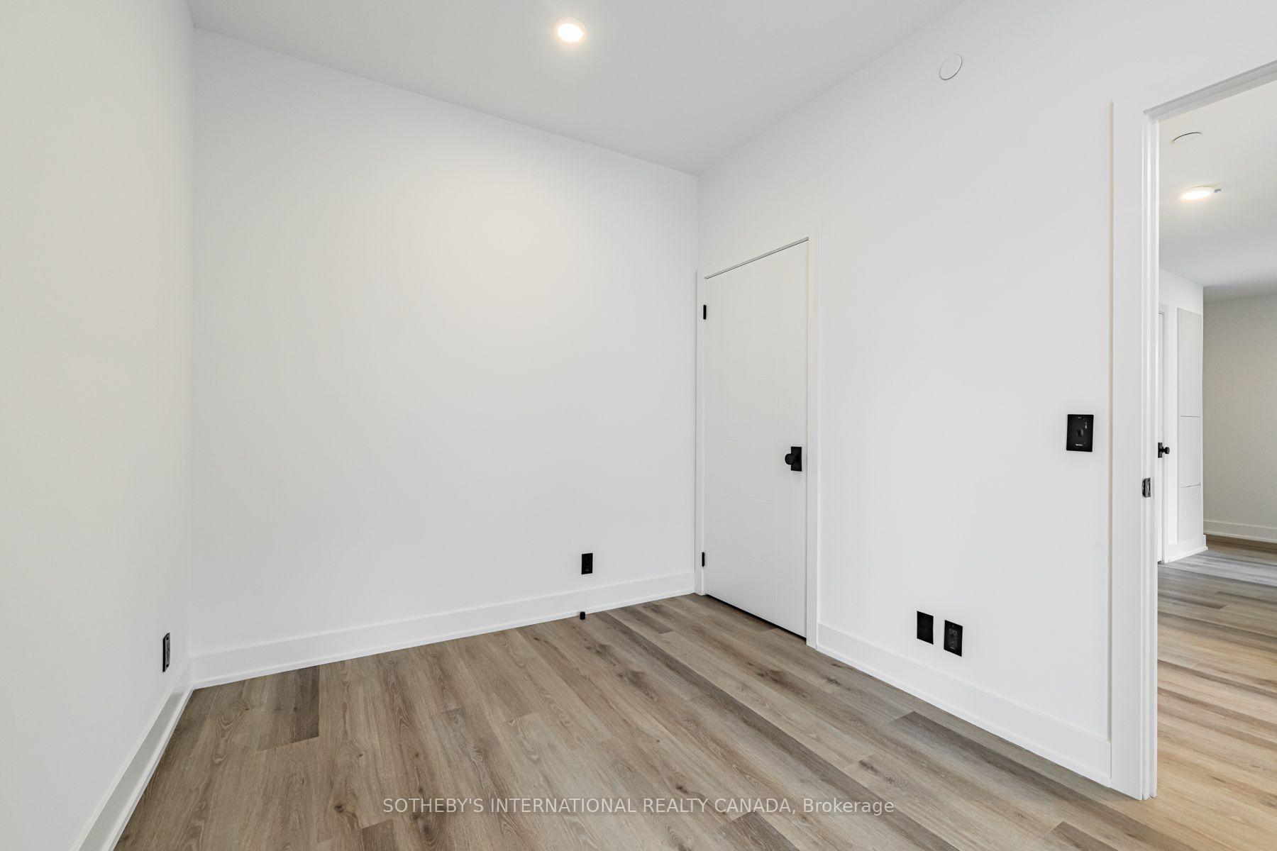 Photo 15 of Unit E3001, 30 Mutual Street, Toronto, Church-Yonge Corridor — HOMEH