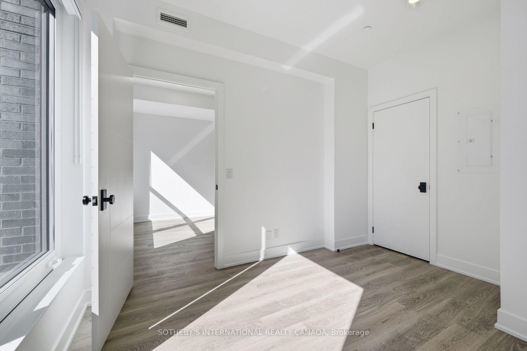 Photo 15 of Unit E1003, 30 Mutual Street, Toronto, Church-Yonge Corridor — HOMEH