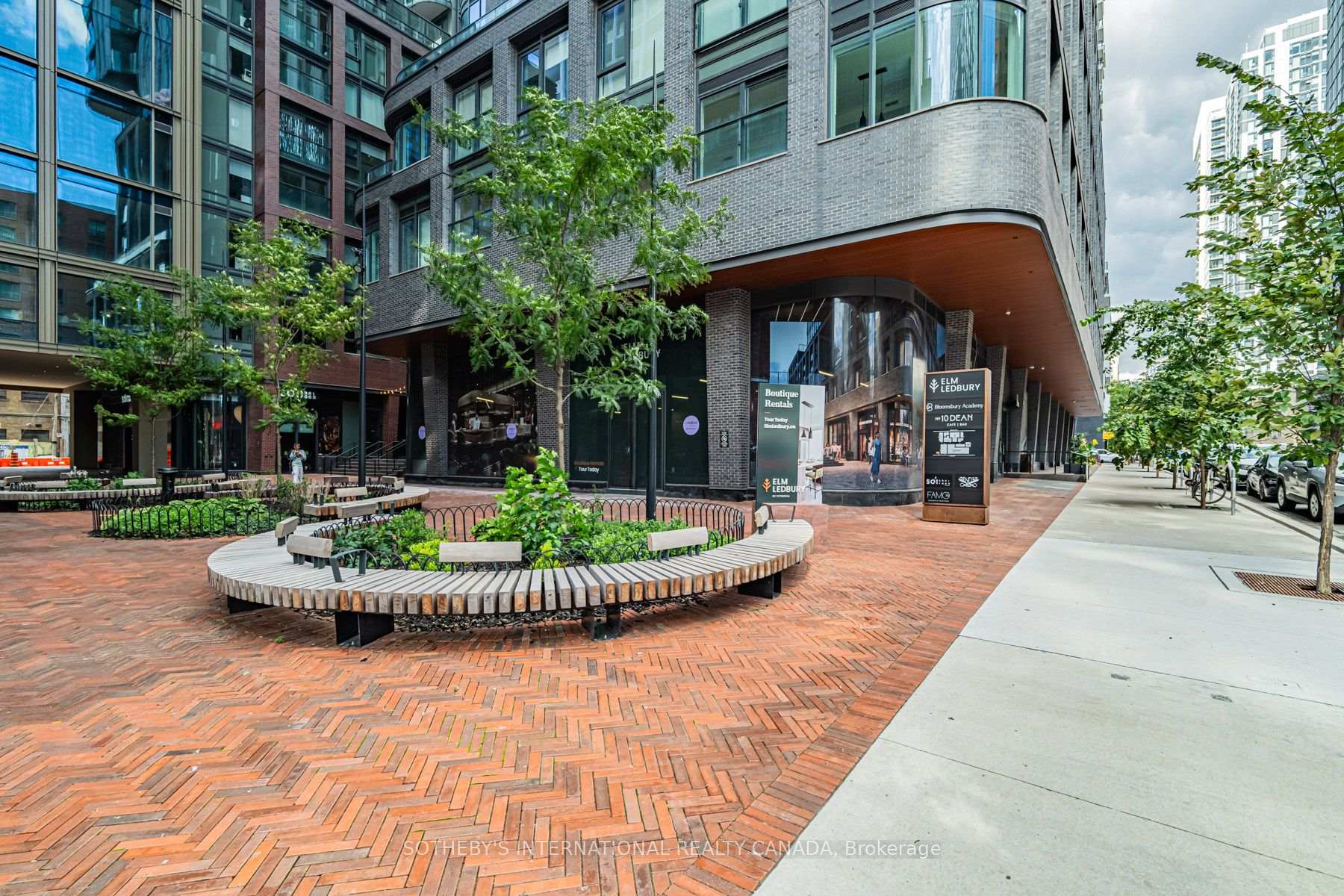Photo 45 of Unit E1003, 30 Mutual Street, Toronto, Church-Yonge Corridor — HOMEH