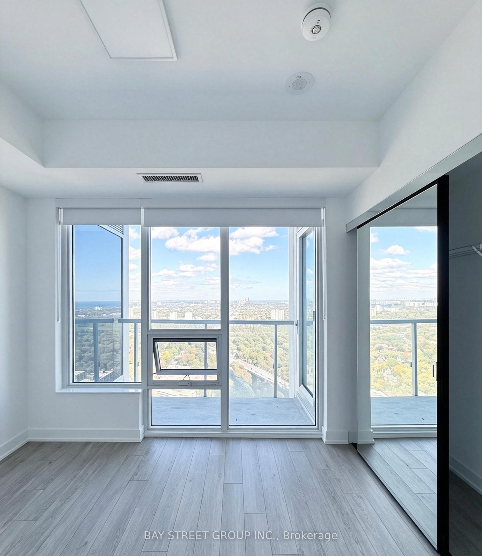 Photo 8 of Unit 4608, 609 Sherbourne Street, Toronto, North St. James Town — HOMEH